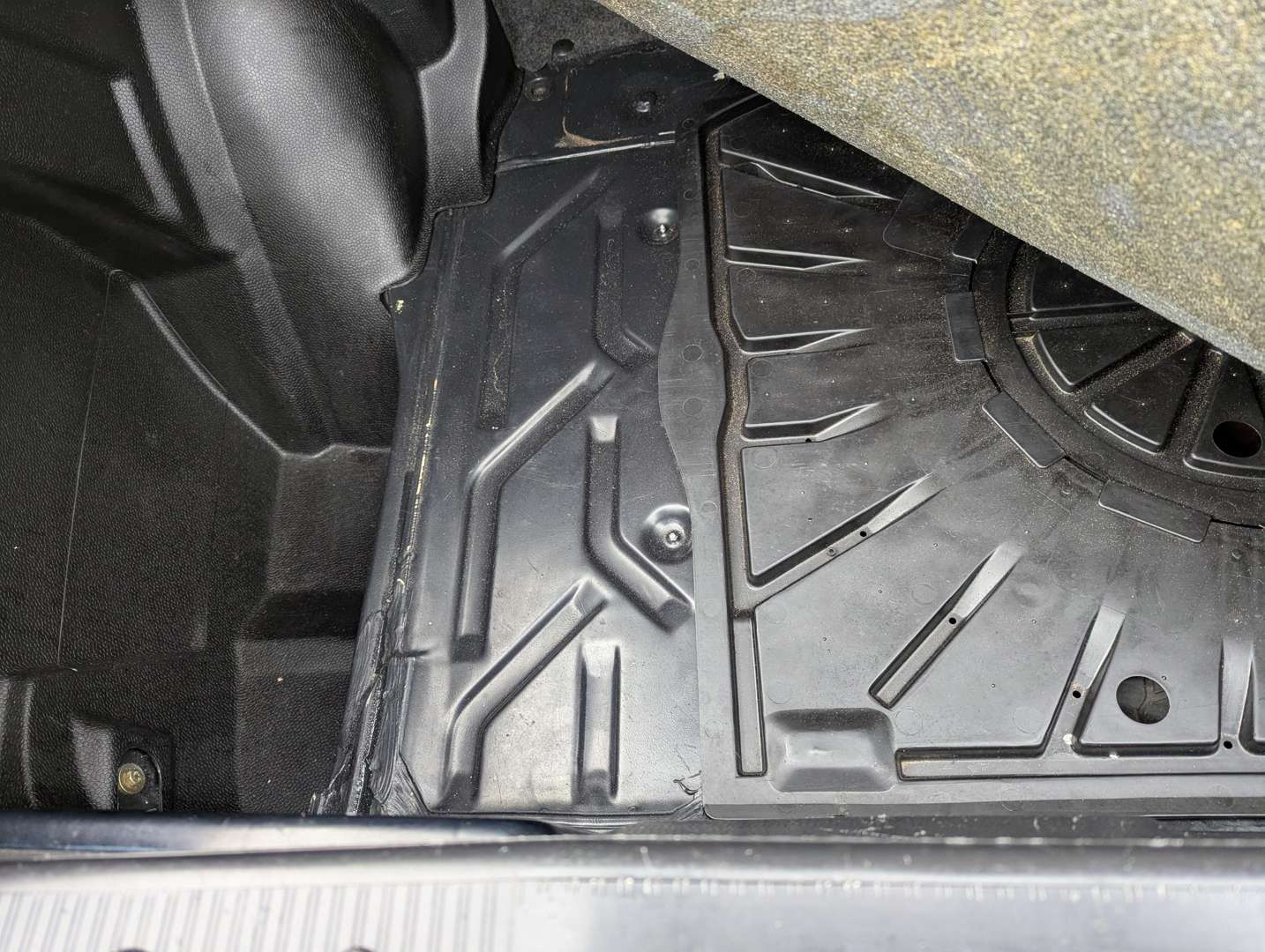 <p>1992 MERCEDES 190E AUTO</p>