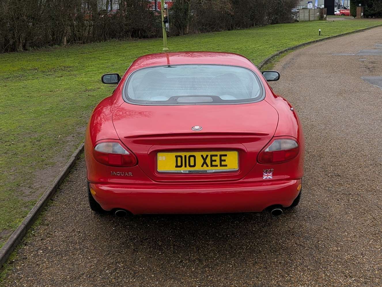 <p>1998 JAGUAR XKR 4.0 AUTO</p>