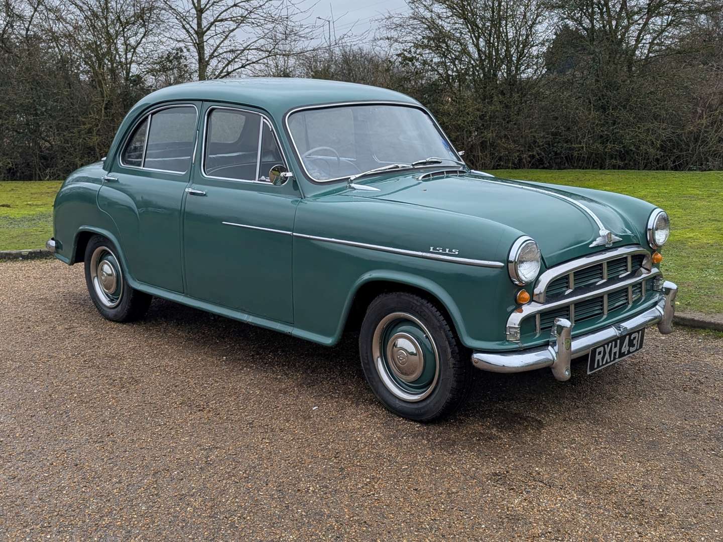 <p>1956 MORRIS ISIS SERIES I</p>