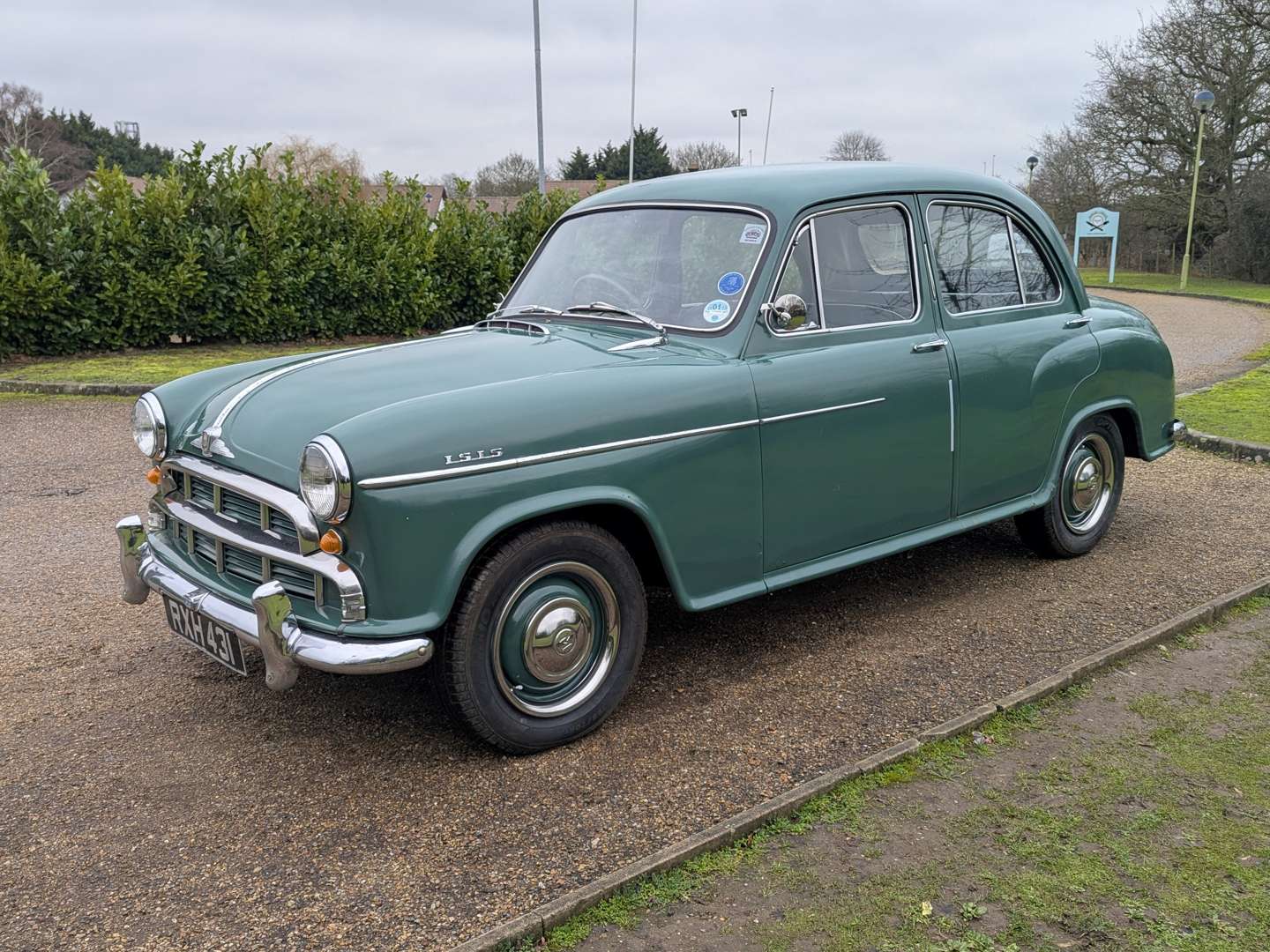 <p>1956 MORRIS ISIS SERIES I</p>