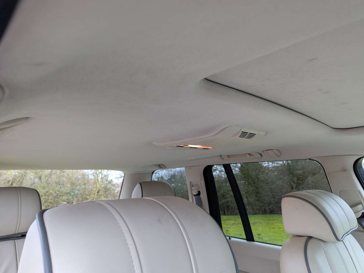 <p>2004 RANGE ROVER VOGUE TD6 AUTO</p>