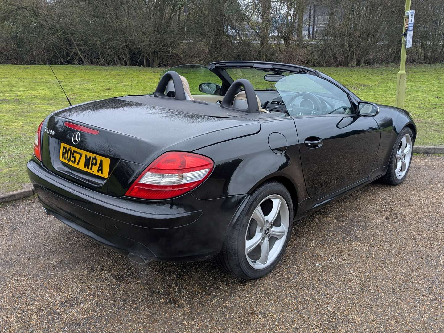 <p>2007 MERCEDES SLK280 R171 AUTO</p>