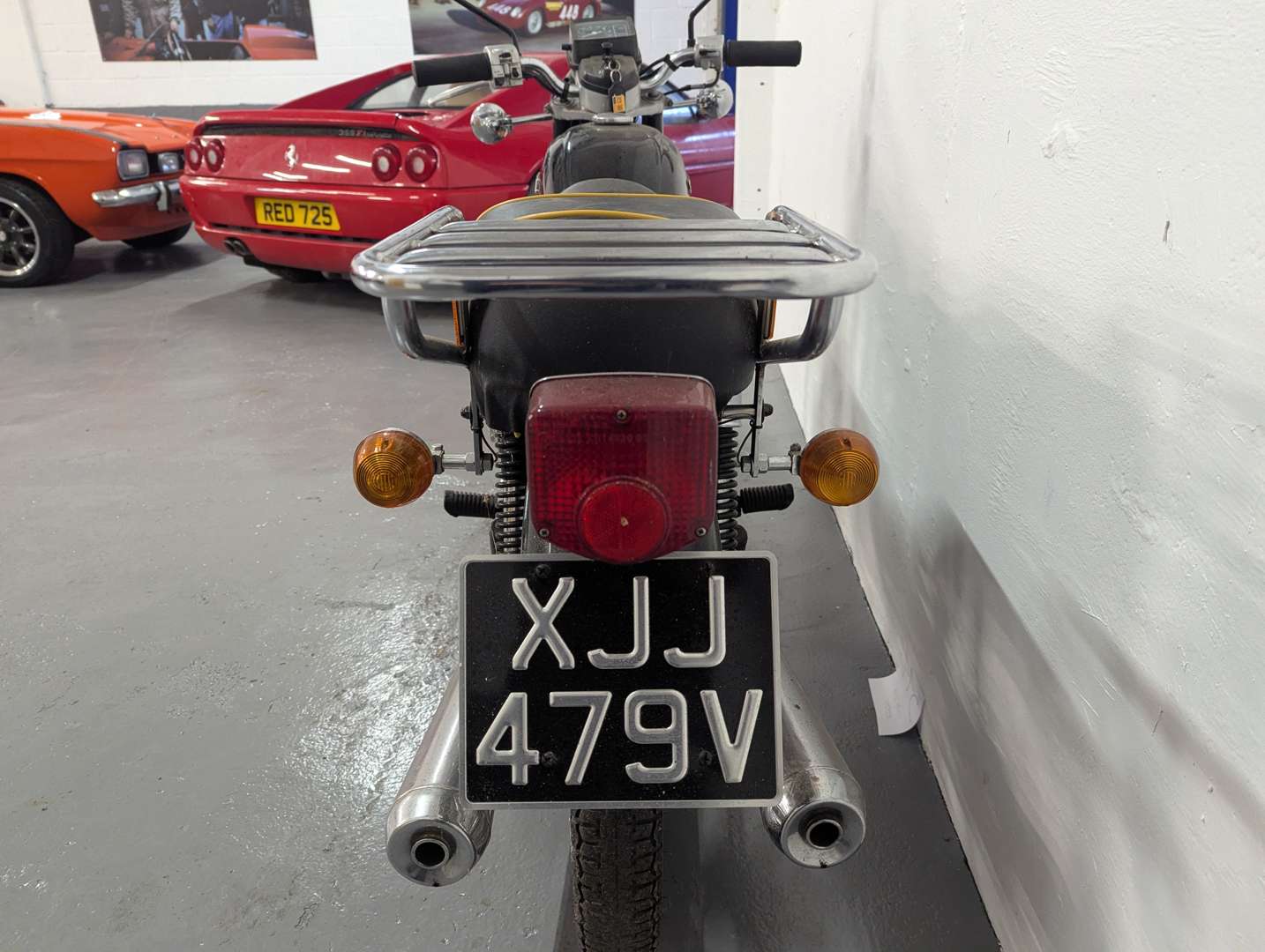 <p>1979 HONDA CD185 BENLY</p>