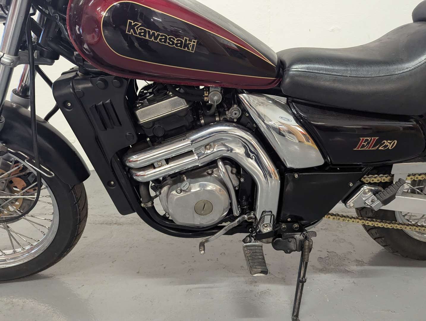 <p>1989 KAWASAKI EL250</p>