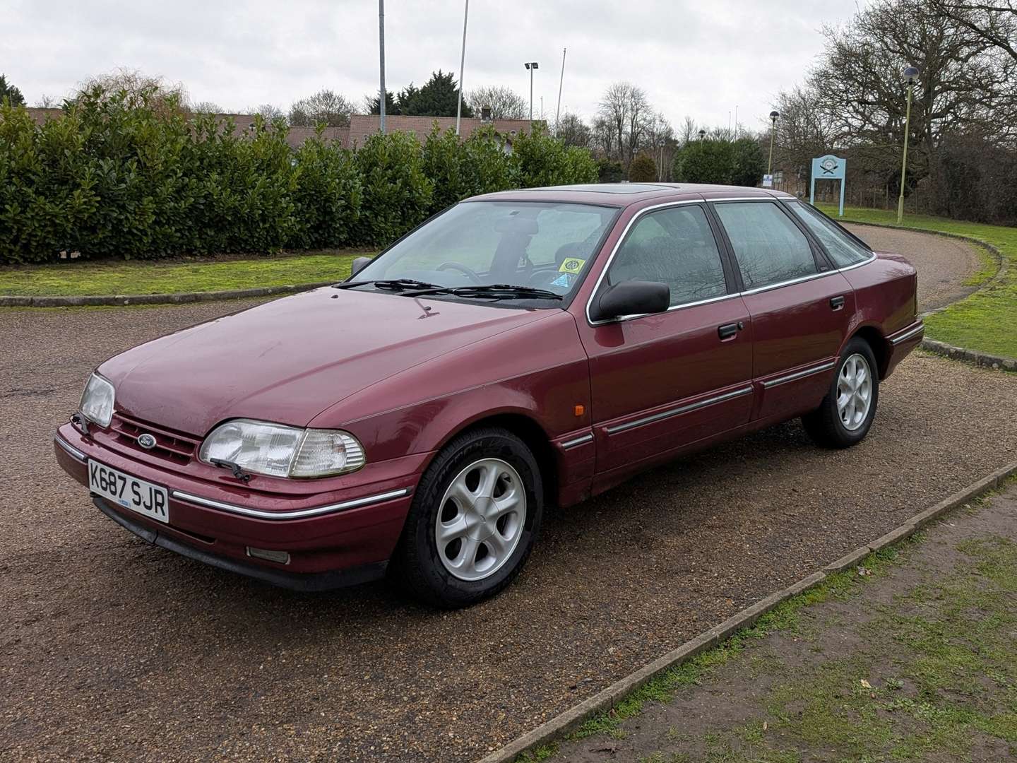 <p>1993 FORD GRANADA 2.0 SCORPIO AUTO</p>