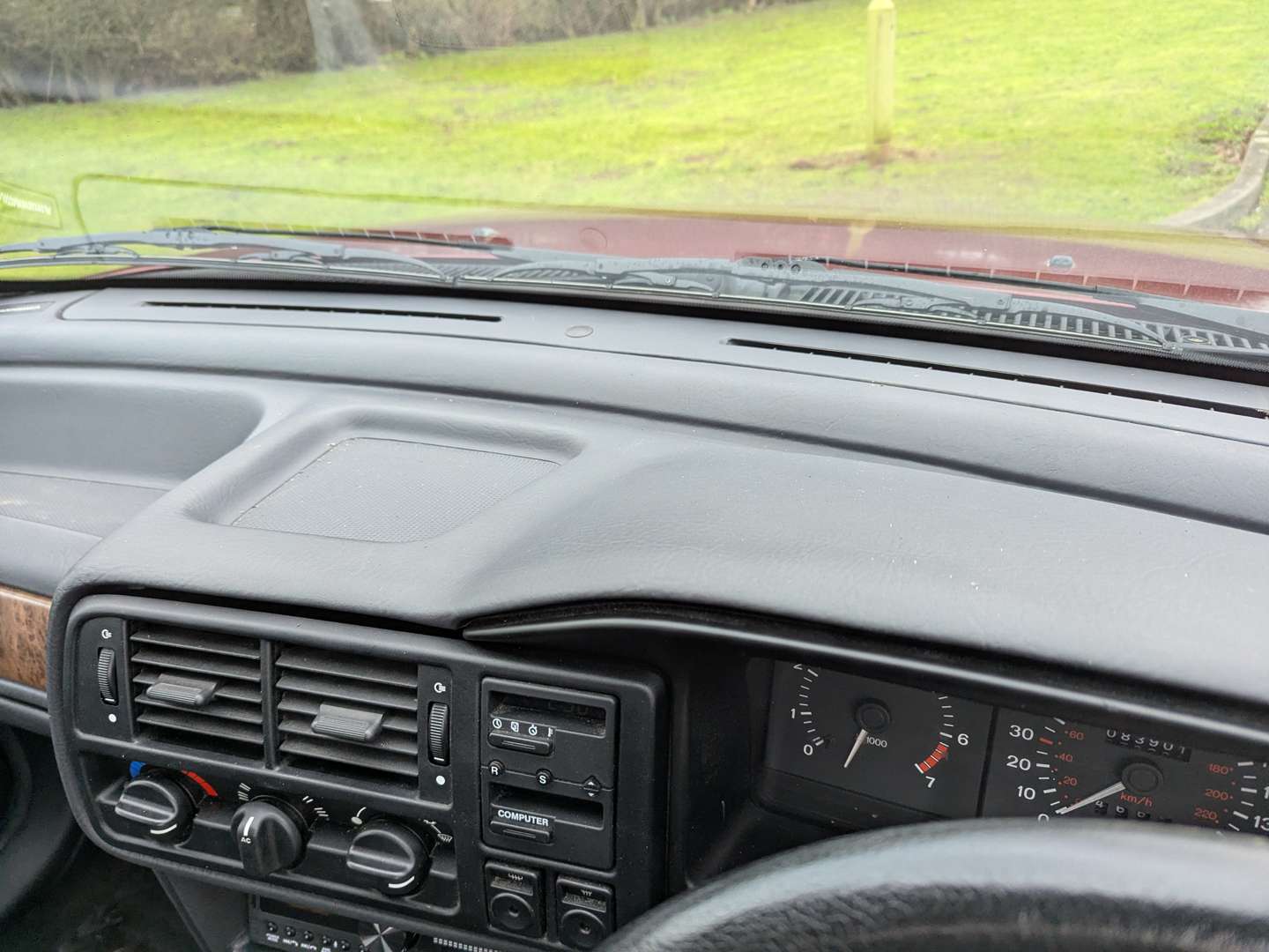 <p>1993 FORD GRANADA 2.0 SCORPIO AUTO</p>