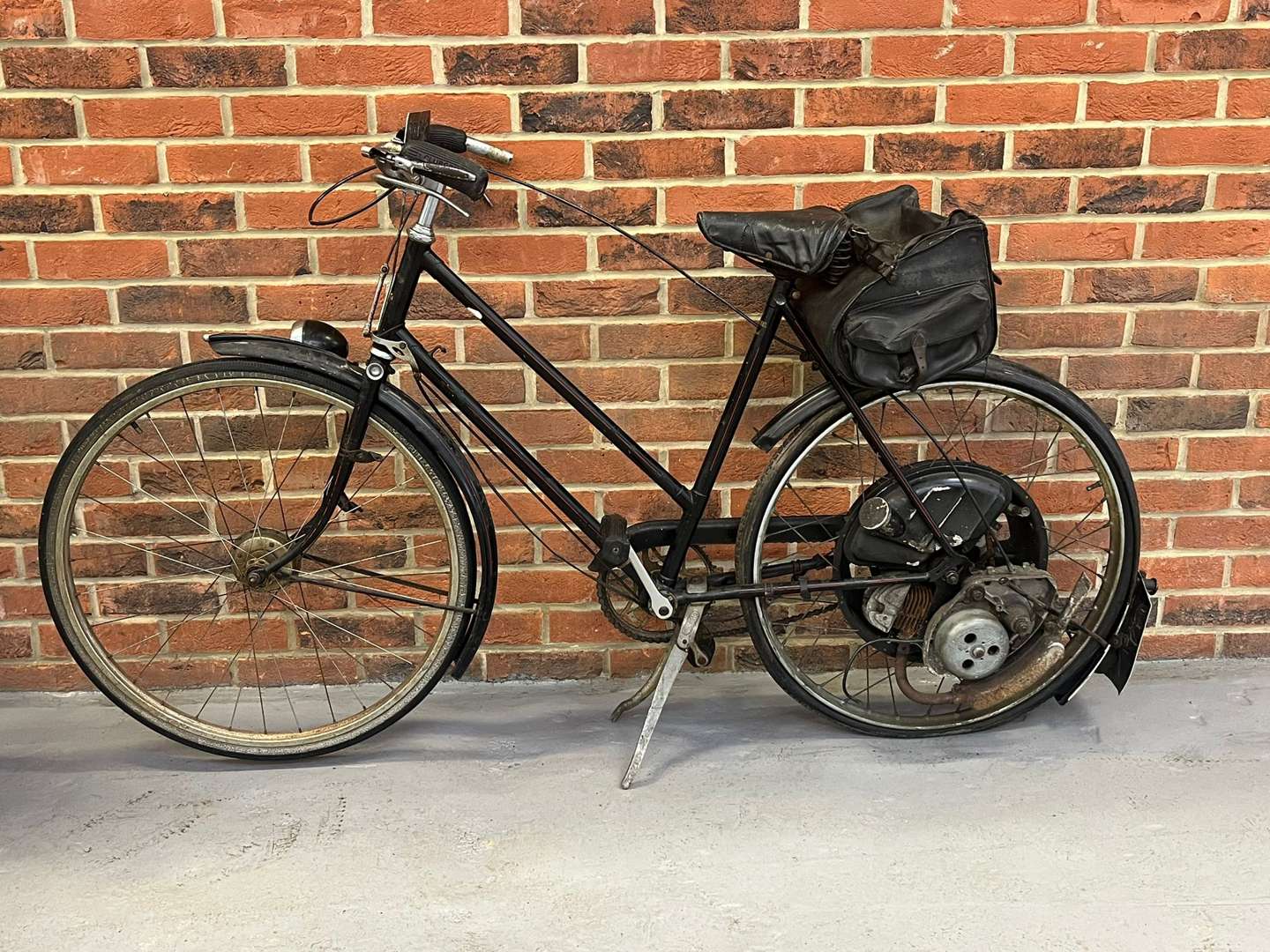 <p>CYCLEMASTERS x2</p>