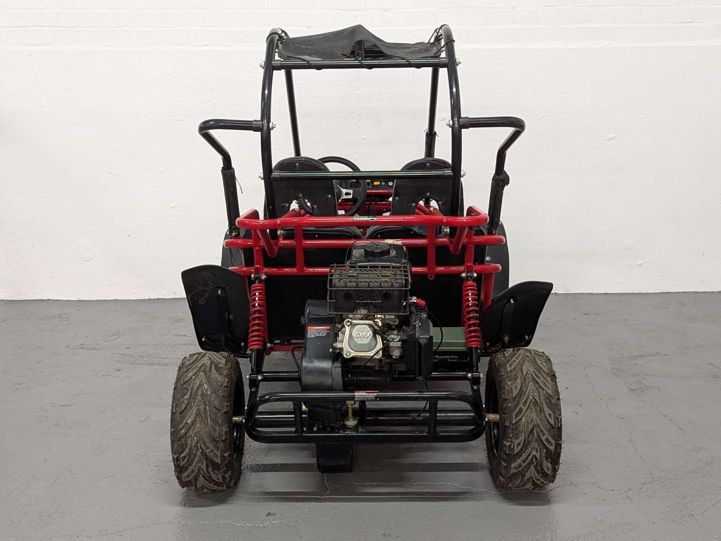 <p>2015 HAMMERHEAD MUDHEAD 208CC BUGGY</p>