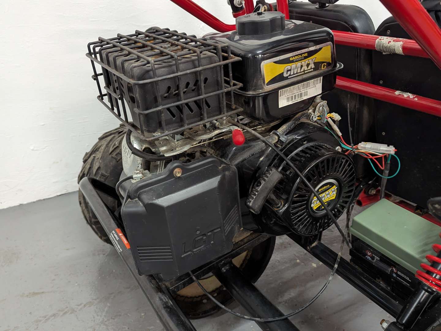 <p>2015 HAMMERHEAD MUDHEAD 208CC BUGGY</p>