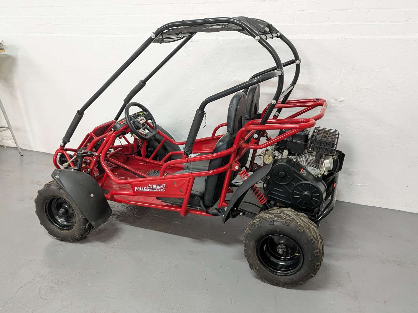 <p>2015 HAMMERHEAD MUDHEAD 208CC BUGGY</p>