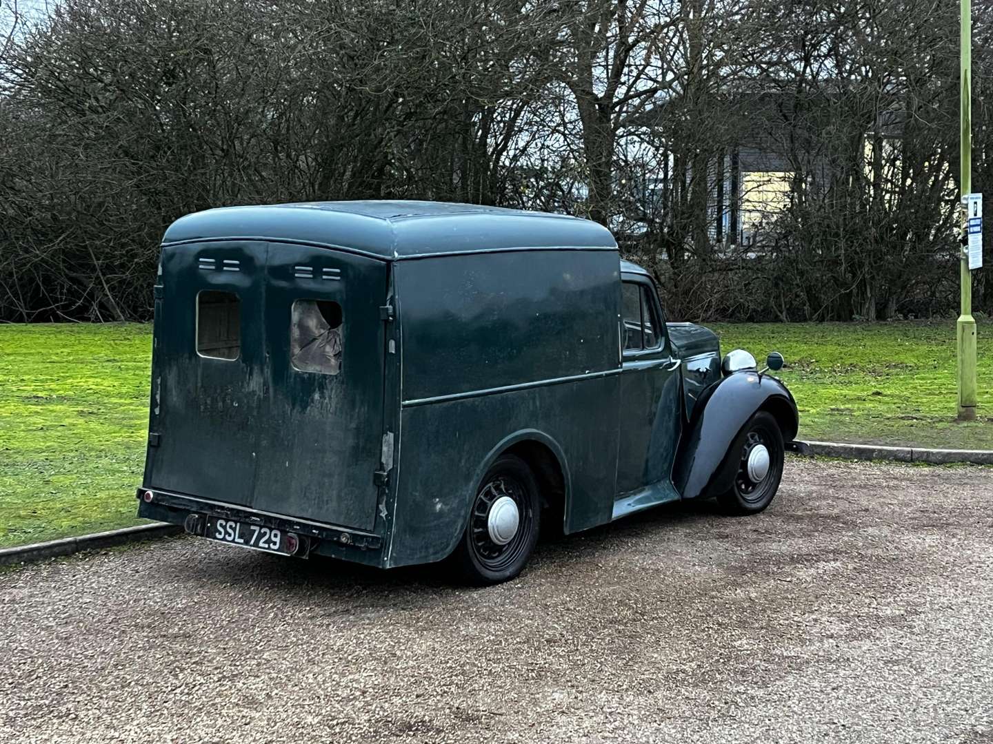 <p>1937 COMMER LIGHT VAN</p>