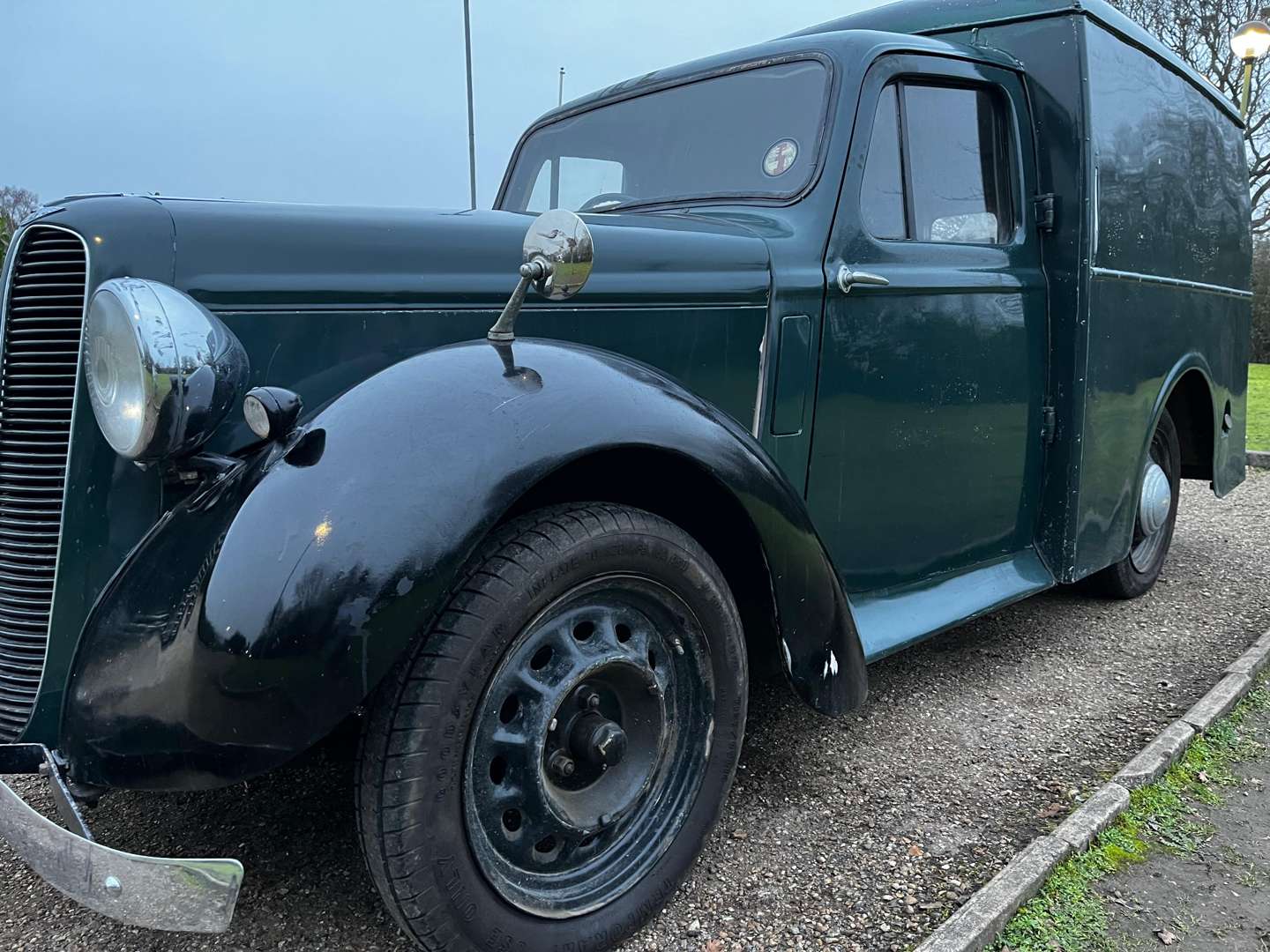 <p>1937 COMMER LIGHT VAN</p>