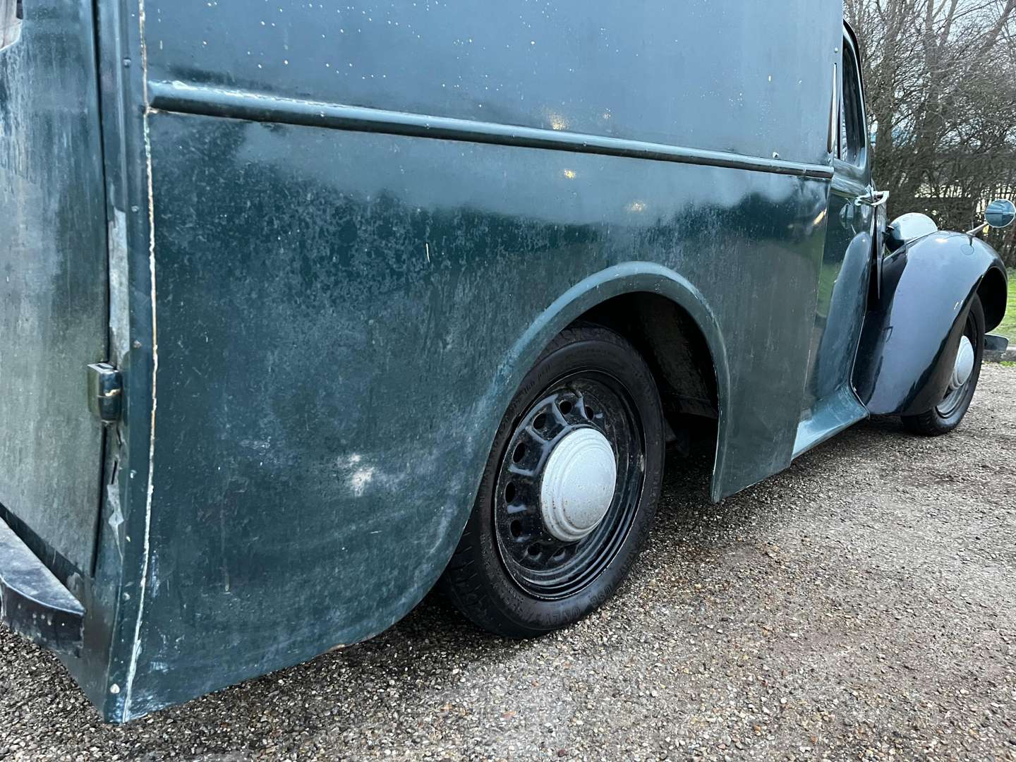 <p>1937 COMMER LIGHT VAN</p>