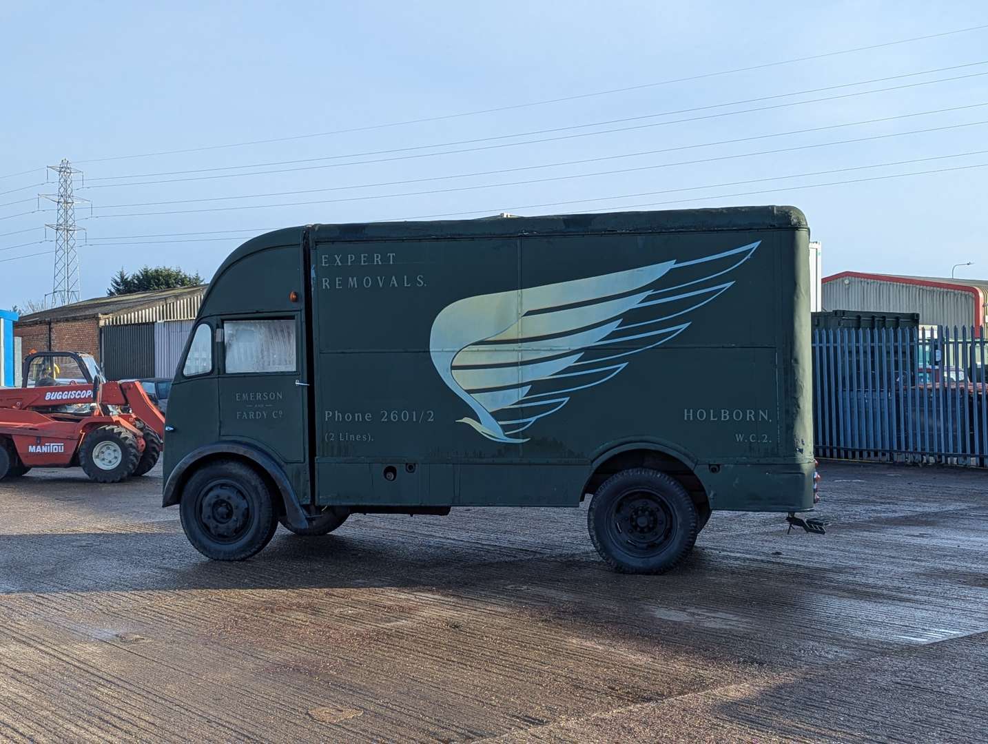 <p>1955 ALBION CLAYMORE</p>