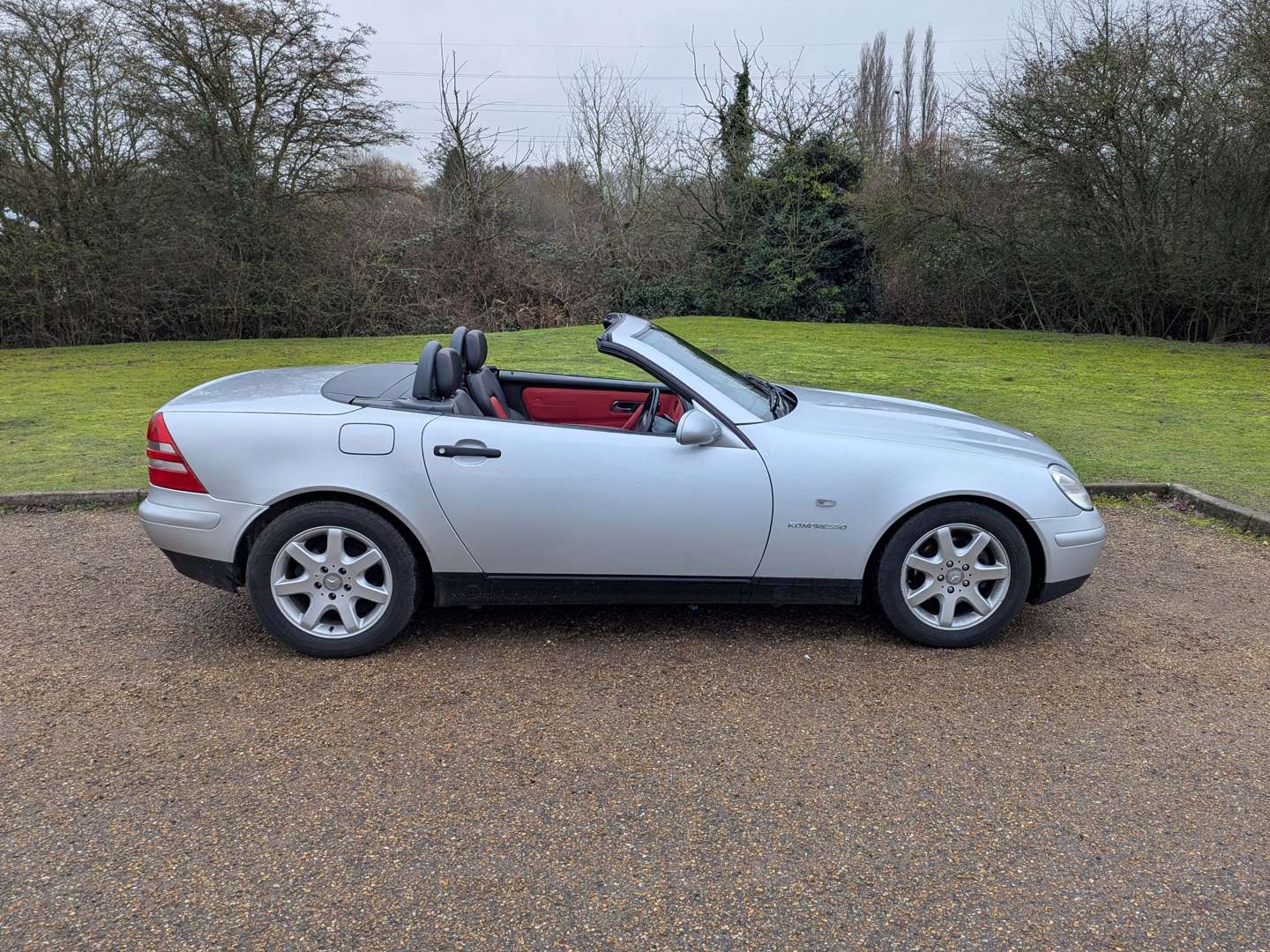 <p>1998 MERCEDES SLK 230 KOMPRESSOR R170 ONE RECORDED KEEPER</p>