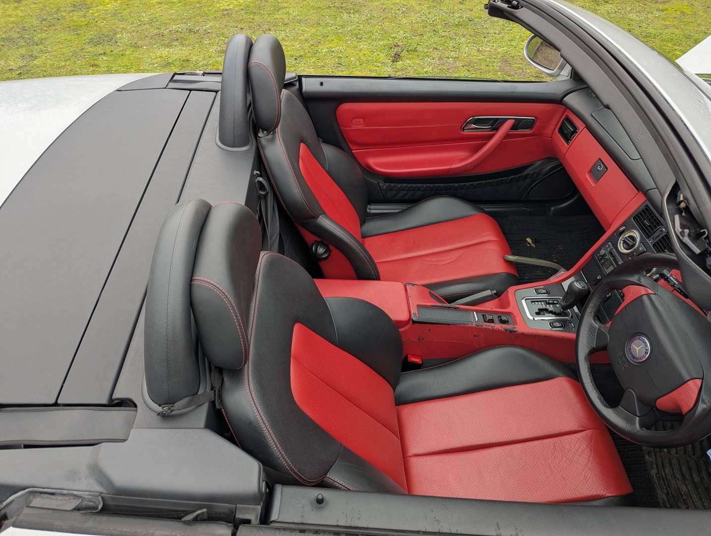 <p>1998 MERCEDES SLK 230 KOMPRESSOR R170 ONE RECORDED KEEPER</p>