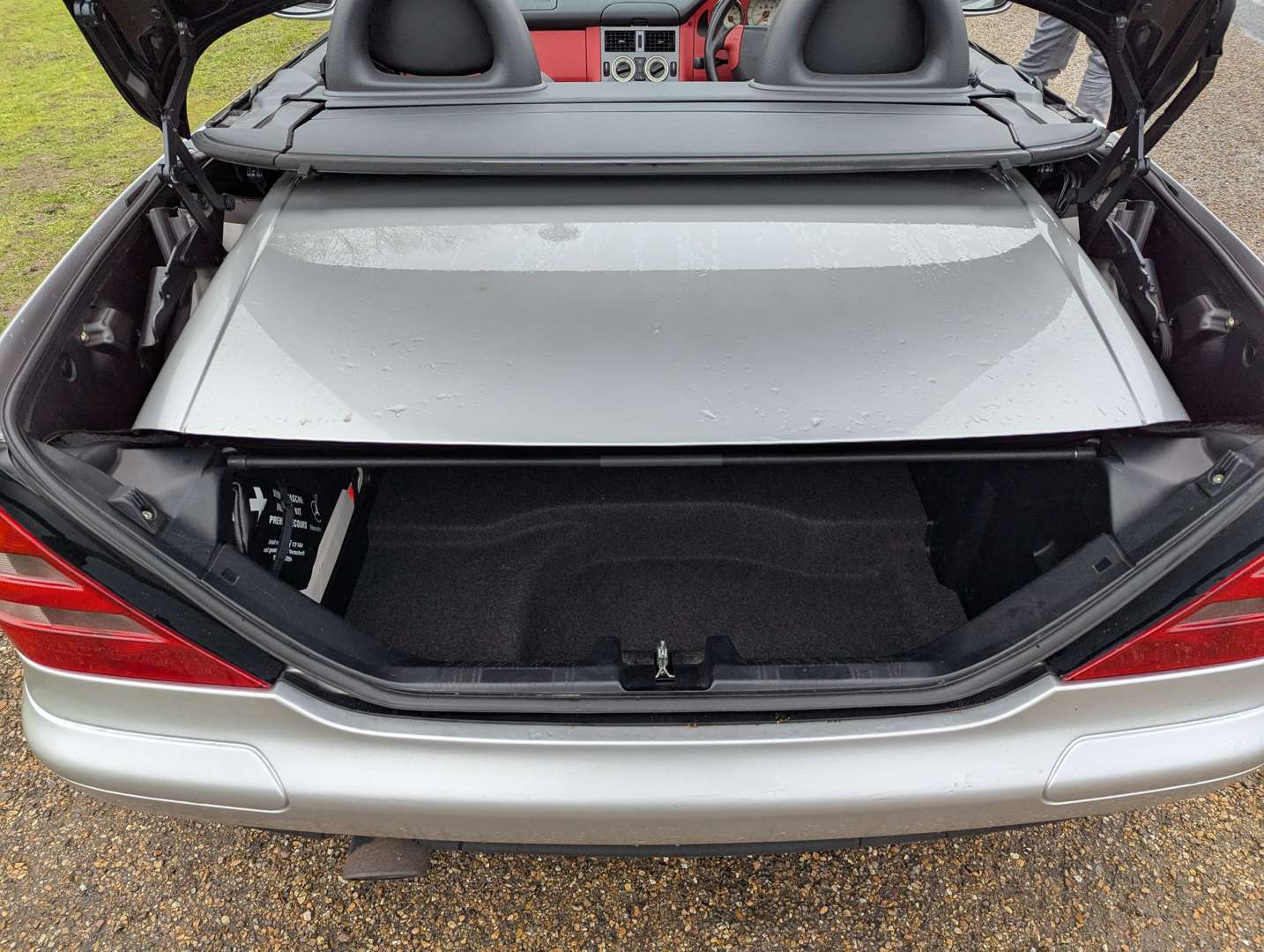 <p>1998 MERCEDES SLK 230 KOMPRESSOR R170 ONE RECORDED KEEPER</p>