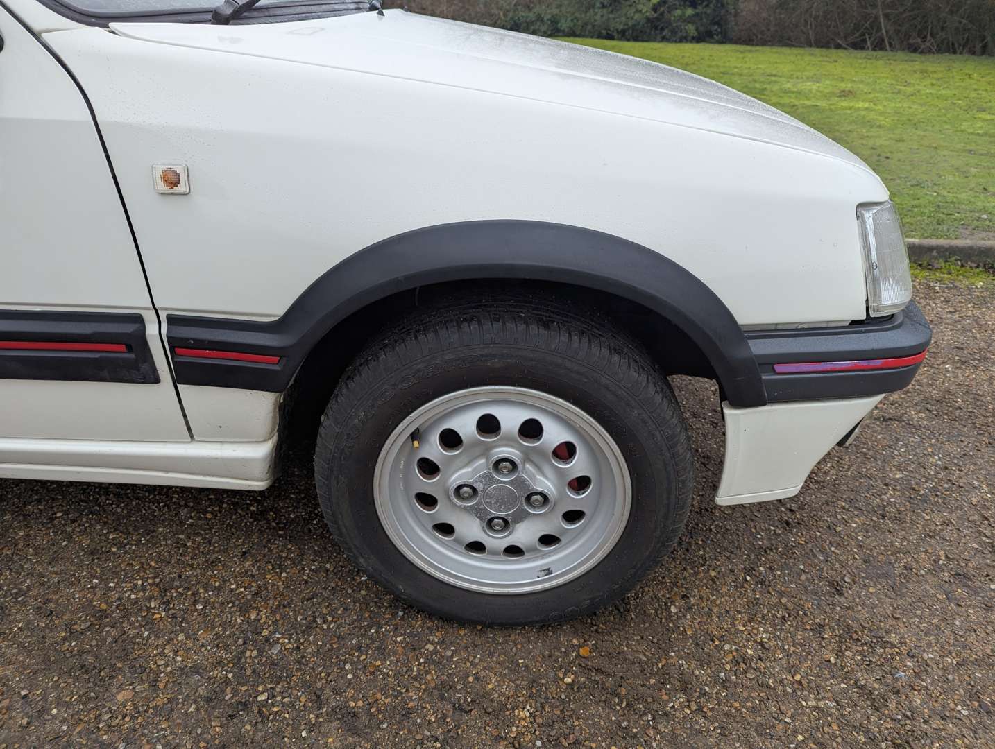 <p>1989 PEUGEOT 205 CABRIOLET JUNIOR</p>