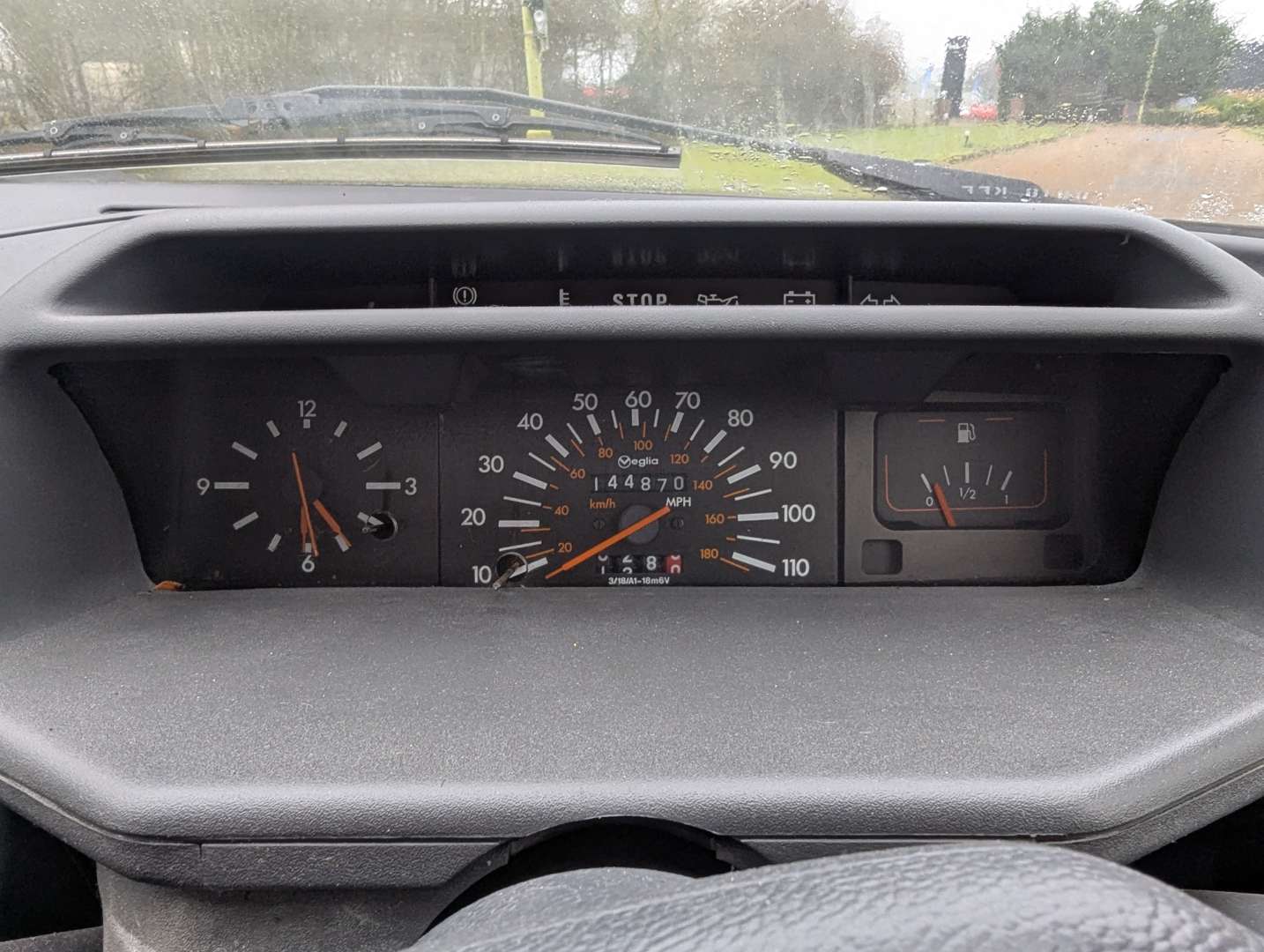 <p>1989 PEUGEOT 205 CABRIOLET JUNIOR</p>