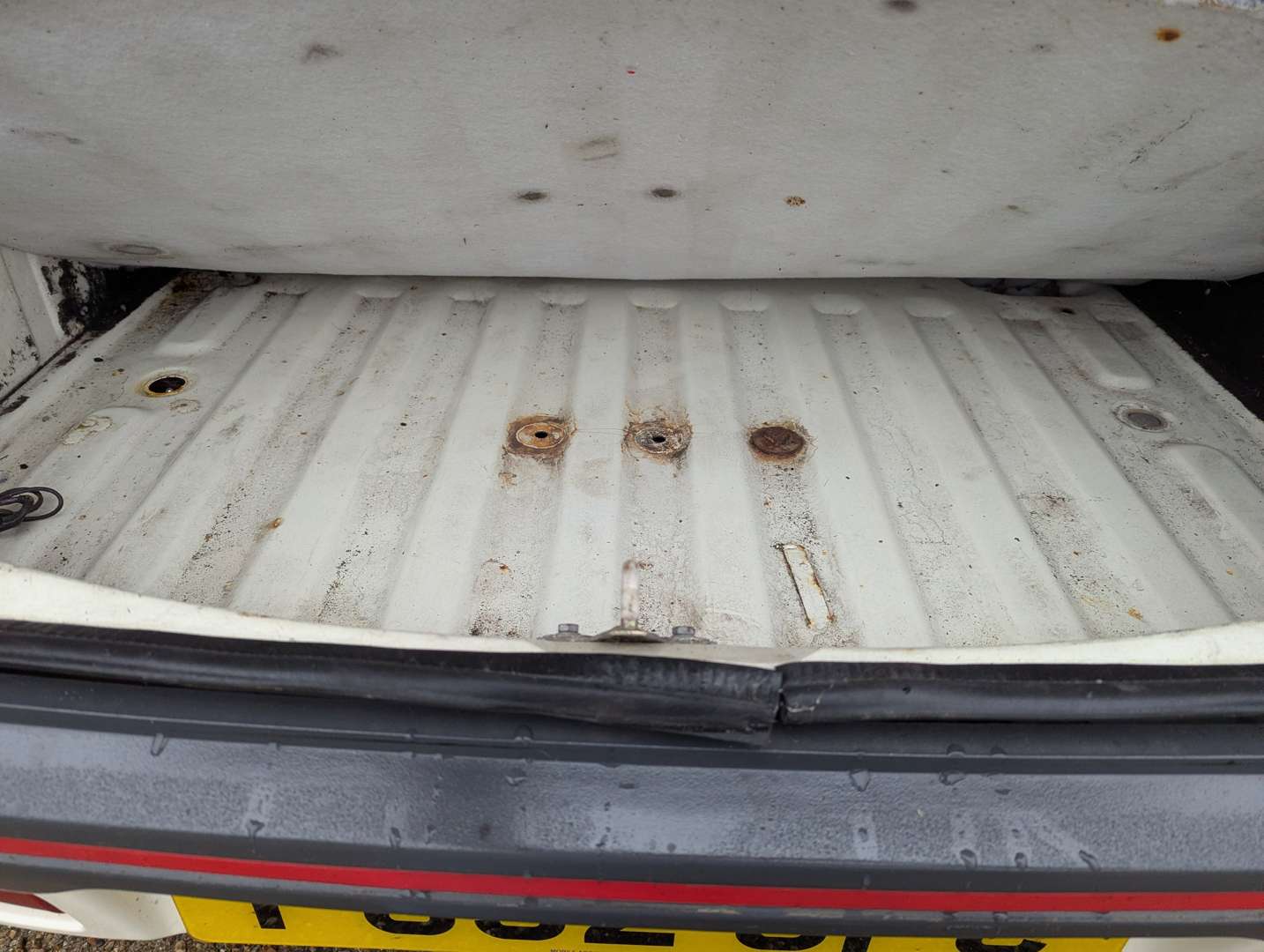 <p>1989 PEUGEOT 205 CABRIOLET JUNIOR</p>