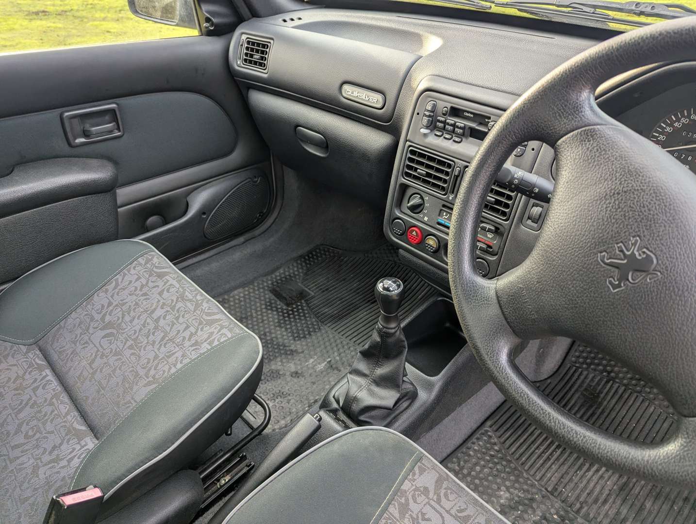 <p>1998 PEUGEOT 106 XR QUICKSILVER</p>