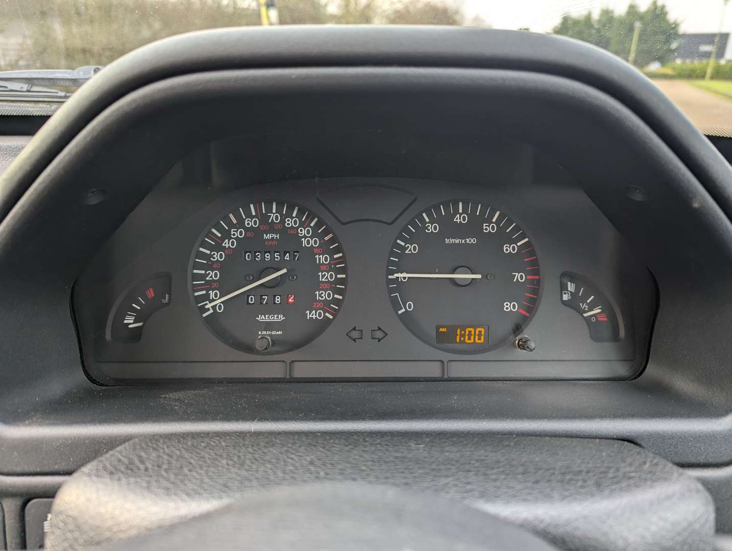 <p>1998 PEUGEOT 106 XR QUICKSILVER</p>