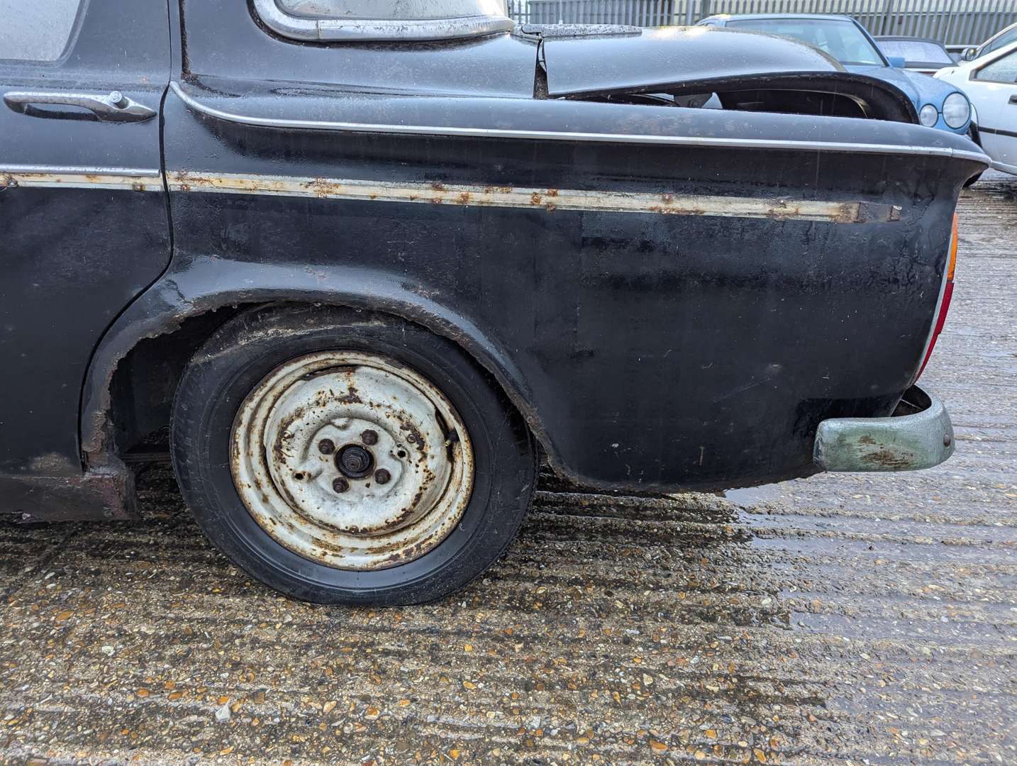 <p>1961 HILLMAN MINX</p>