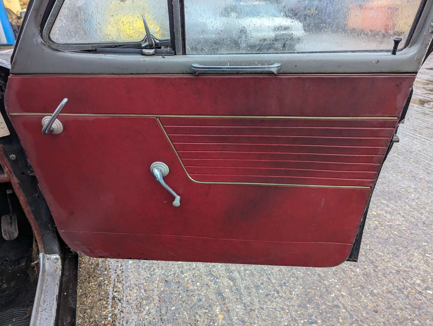 <p>1961 HILLMAN MINX</p>