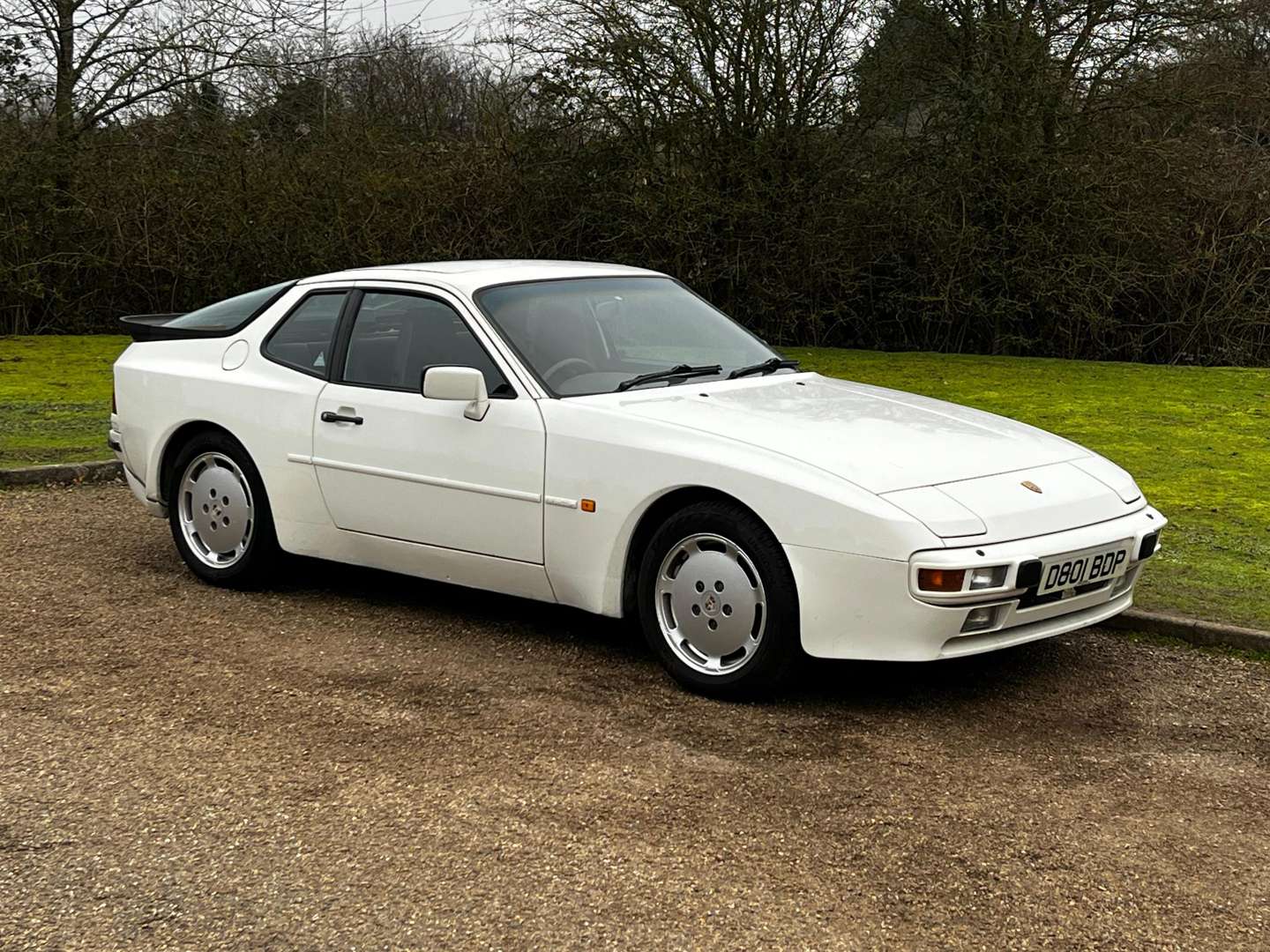 <p>1987 PORSCHE 944 S</p>