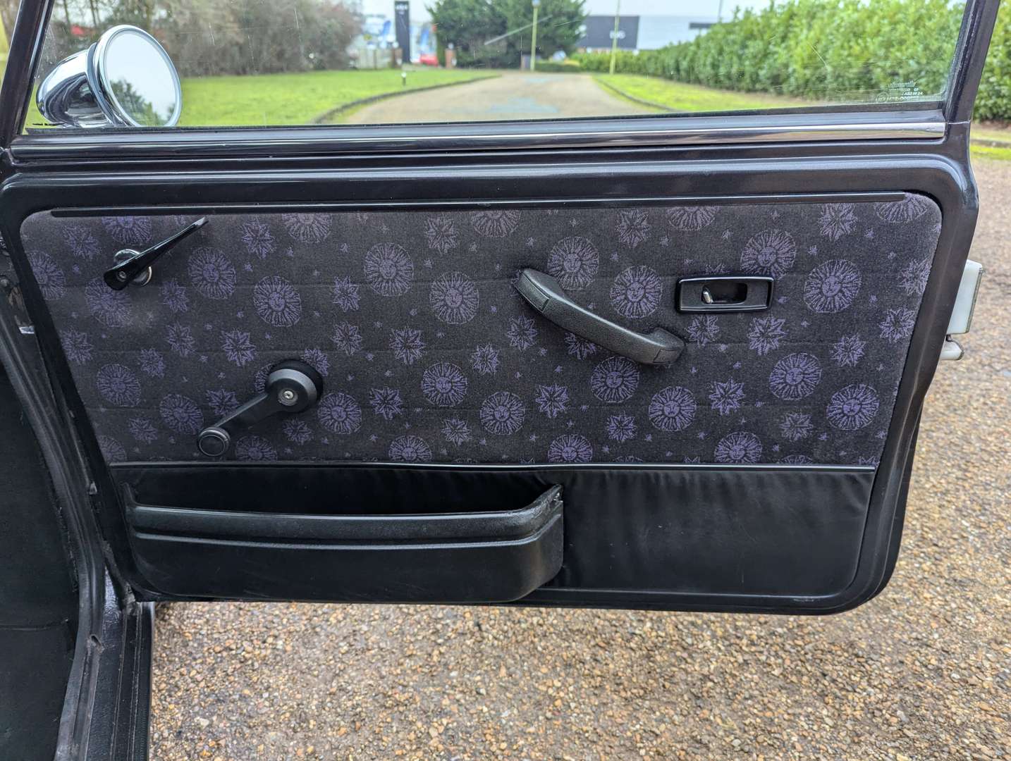 <p>1996 ROVER MINI EQUINOX</p>