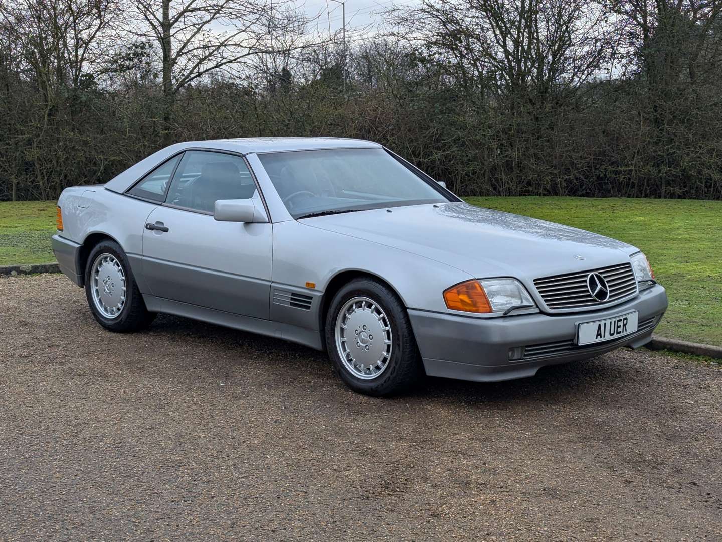 <p>1990 MERCEDES SL300-24 R129 AUTO</p>