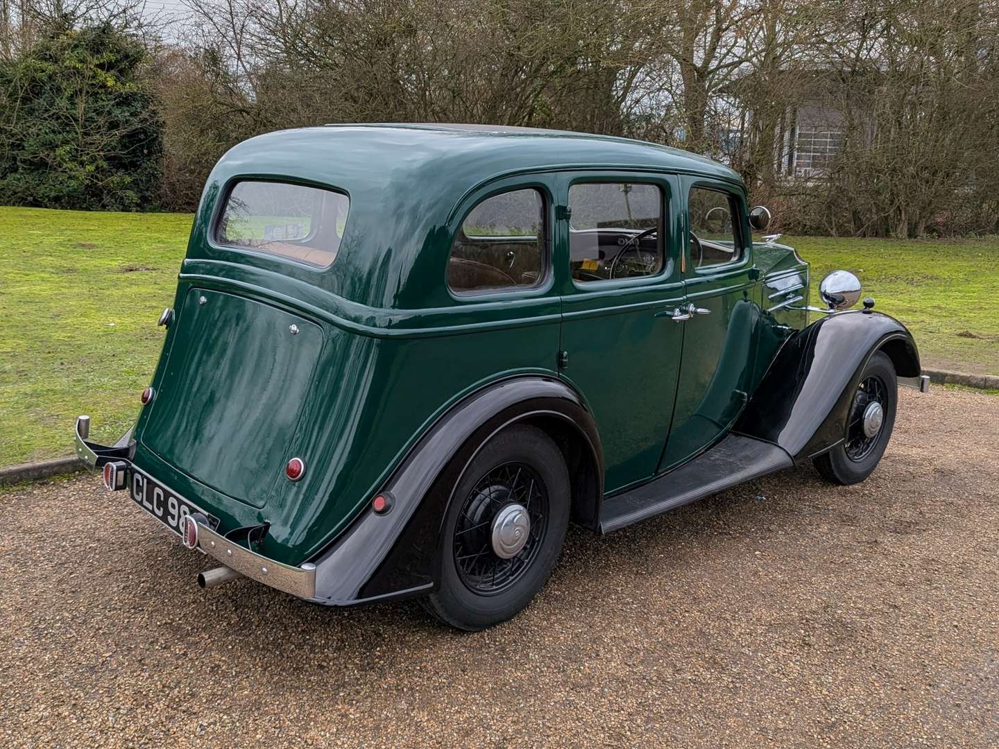 <p>1935 VAUXHALL 12DY</p>