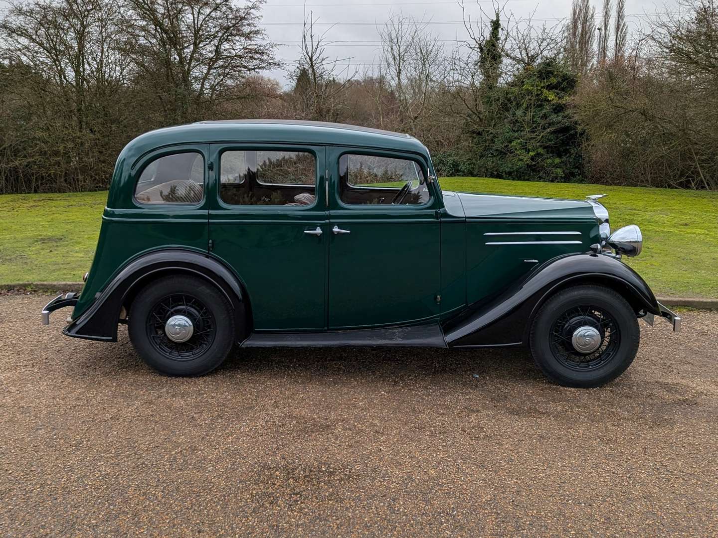 <p>1935 VAUXHALL 12DY</p>