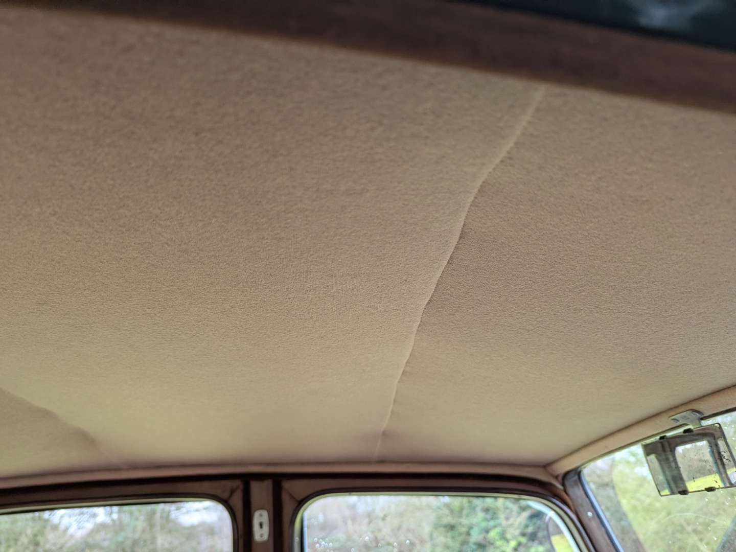 <p>1935 VAUXHALL 12DY</p>