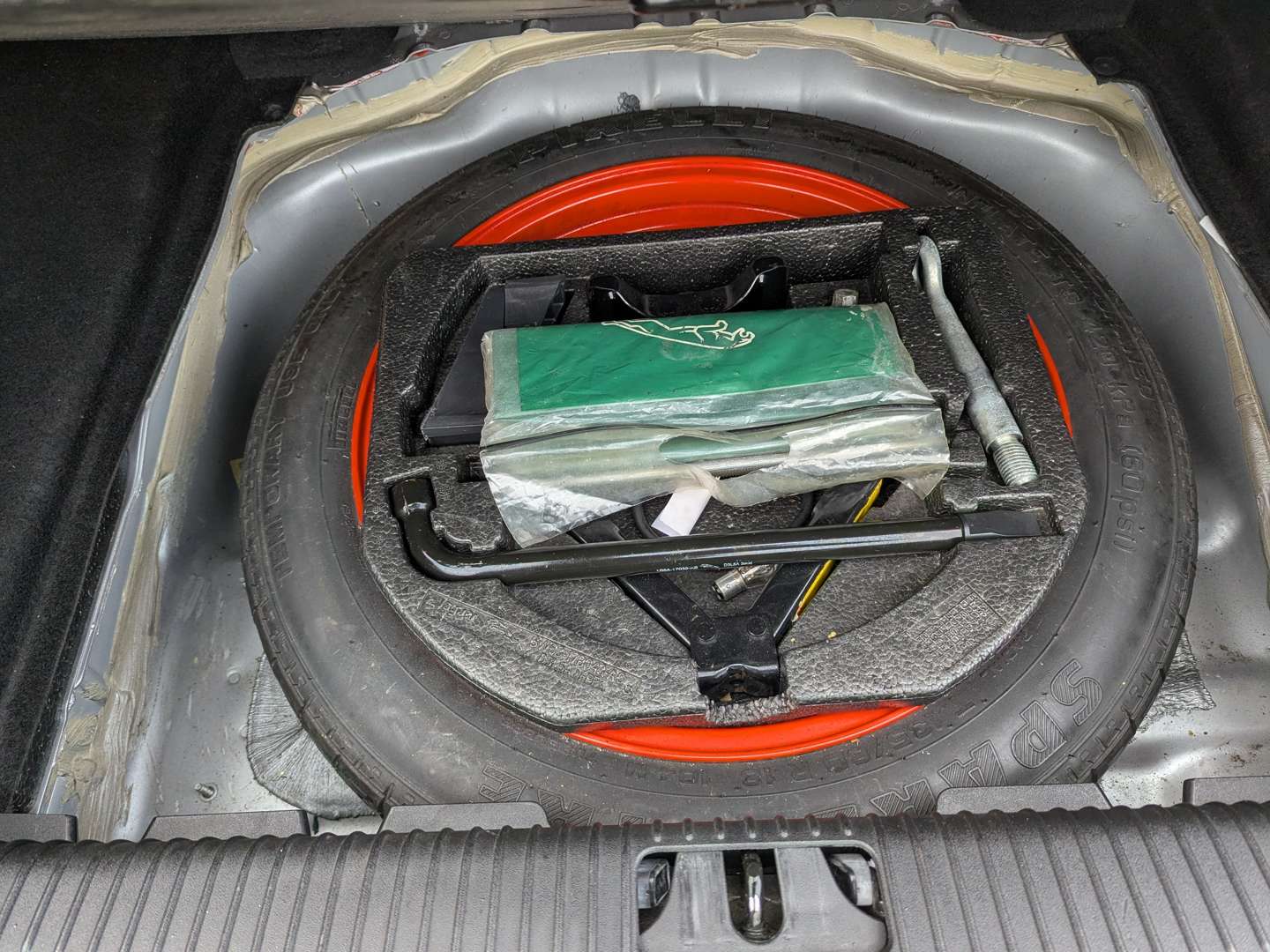 <p>2007 JAGUAR XKR 4.2 SUPERCHARGED CONVERTIBLE</p>