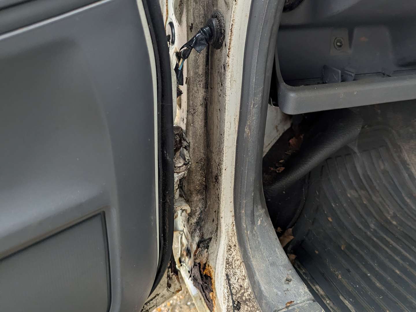 <p>1994 SUBARU 284 4WD PICK-UP</p>