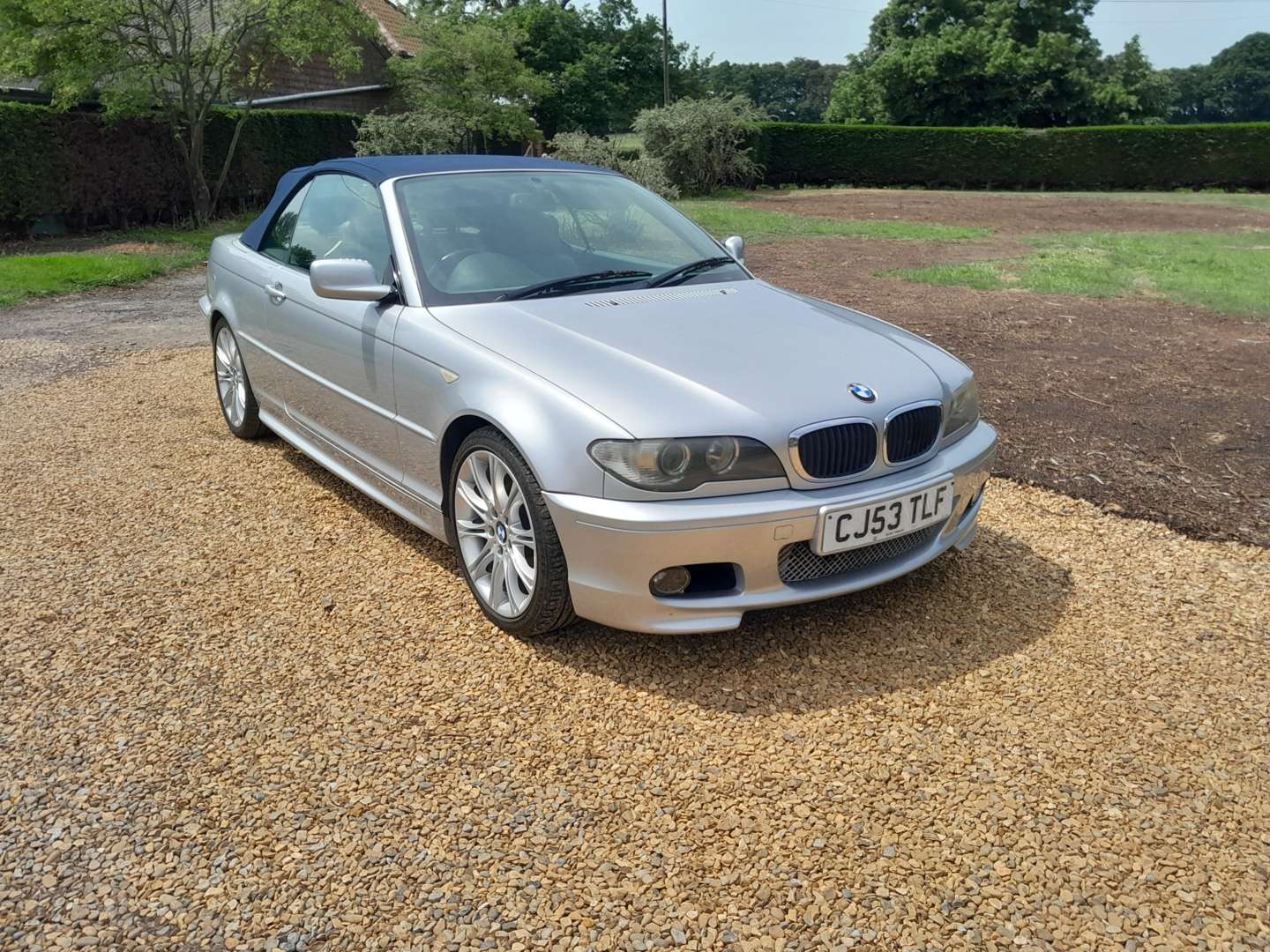 <p>2003 BMW 318CI E46 SPORT CONVERTIBLE</p>
