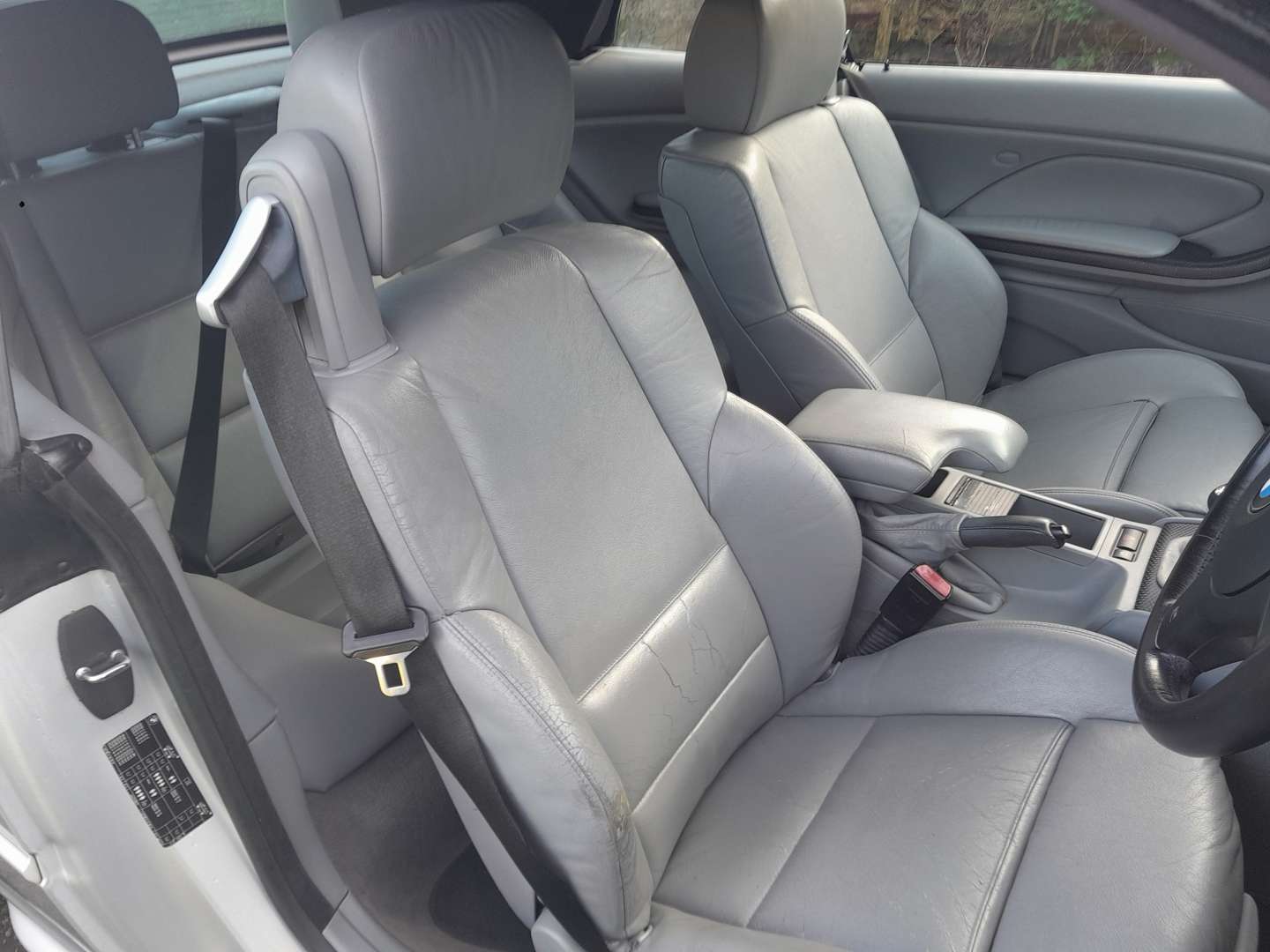 <p>2003 BMW 318CI E46 SPORT CONVERTIBLE</p>