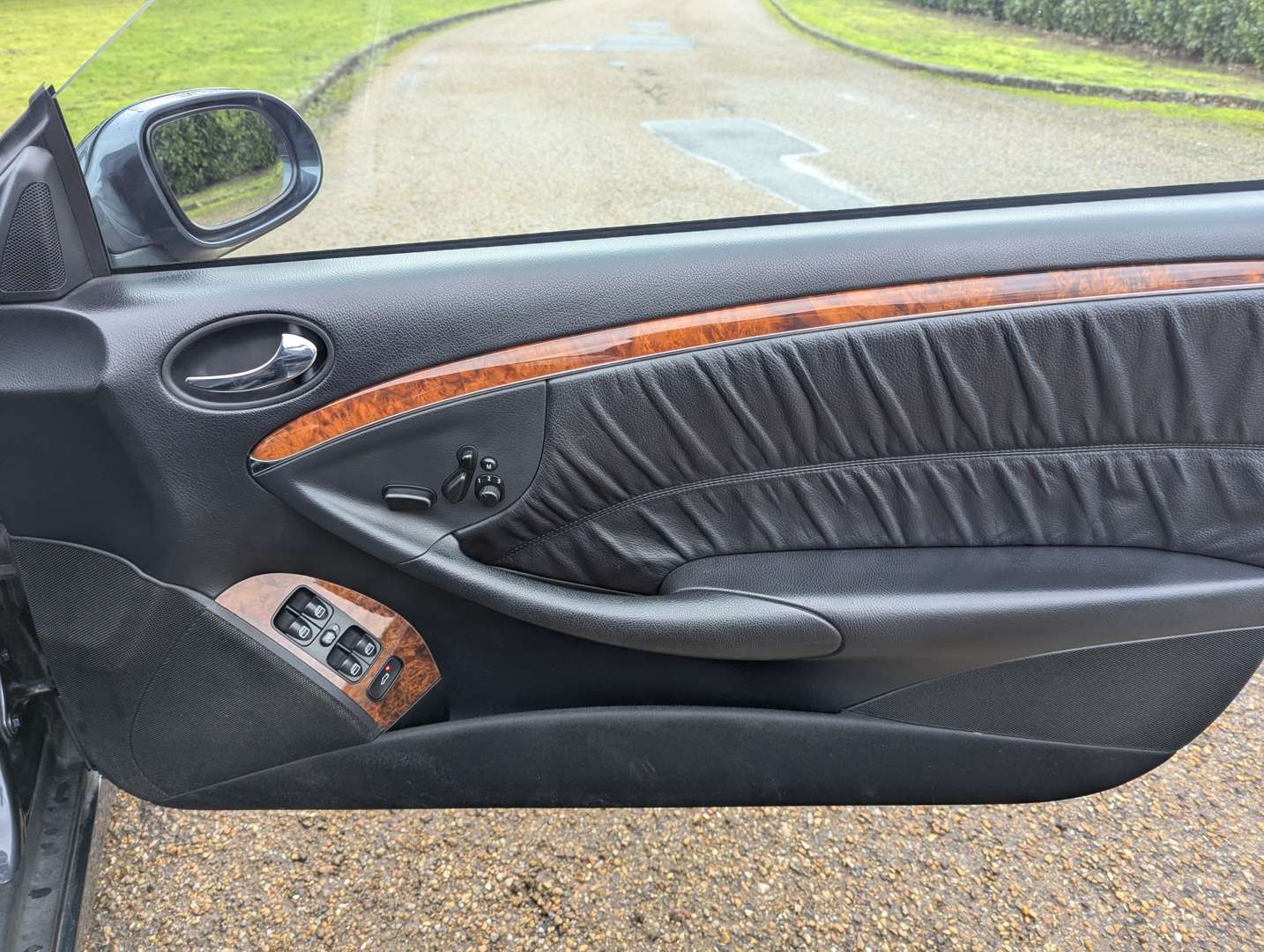 <p>2008 MERCEDES CLK 200K ELEGANCE CONVERTIBLE AUTO</p>