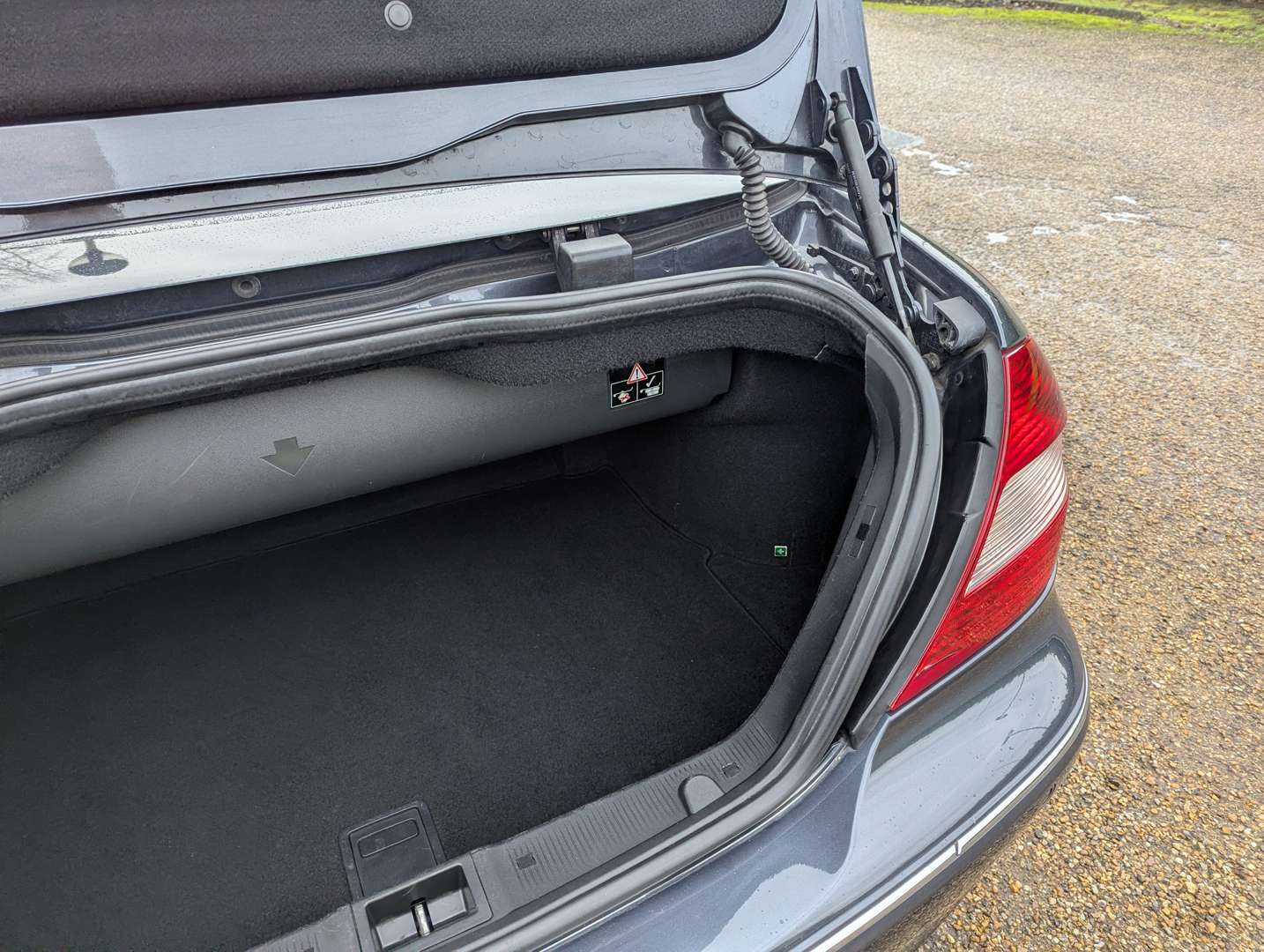 <p>2008 MERCEDES CLK 200K ELEGANCE CONVERTIBLE AUTO</p>