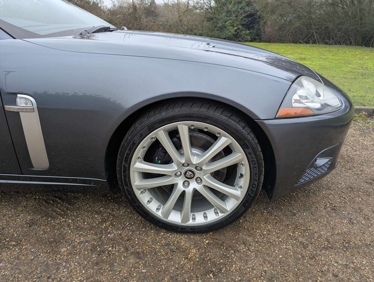 <p>2006 JAGUAR XKR 4.2 COUPE - 17,615 MILES FORM NEW</p>
