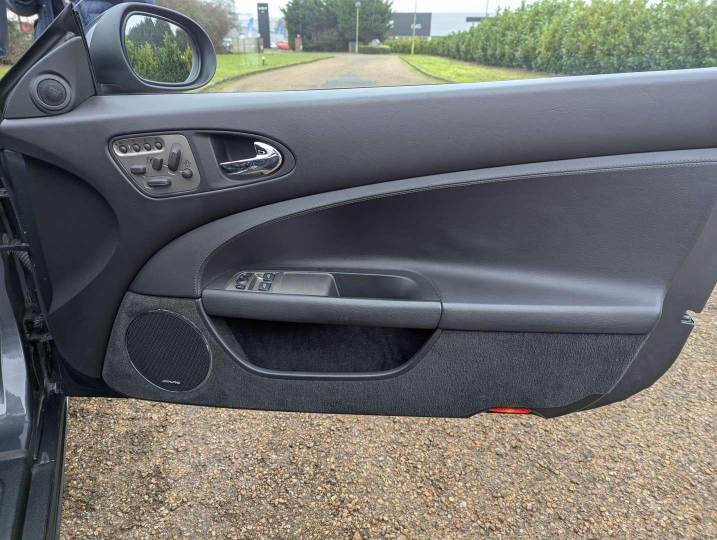 <p>2006 JAGUAR XKR 4.2 COUPE - 17,615 MILES FORM NEW</p>