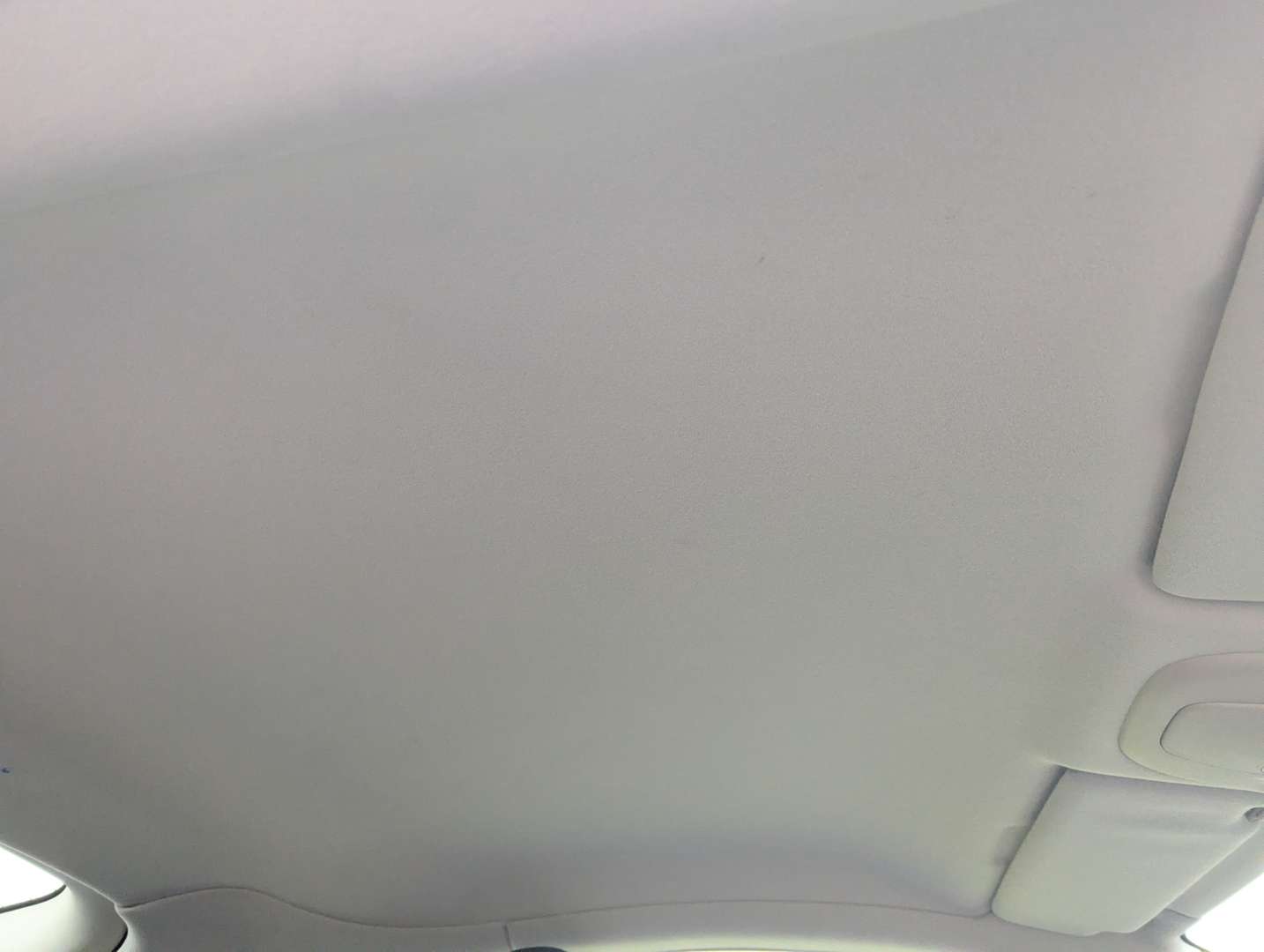 <p>2006 JAGUAR XKR 4.2 COUPE - 17,615 MILES FORM NEW</p>