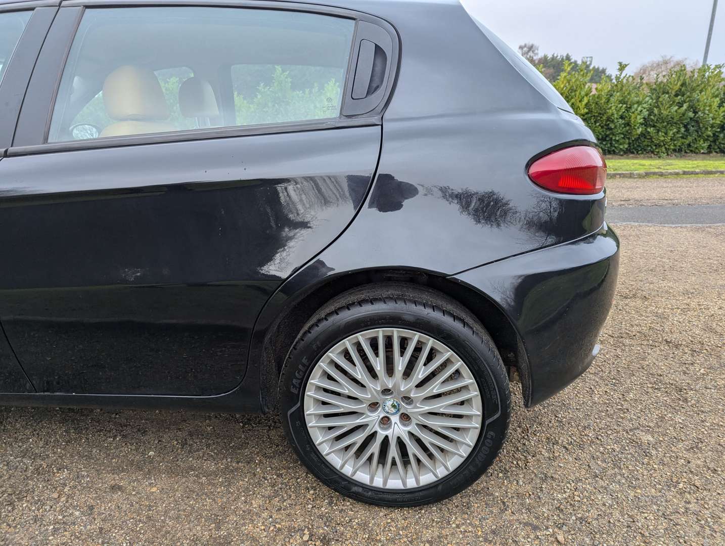 <p>2007 ALFA ROMEO 147 COLLEZIONE T-SPARK</p>