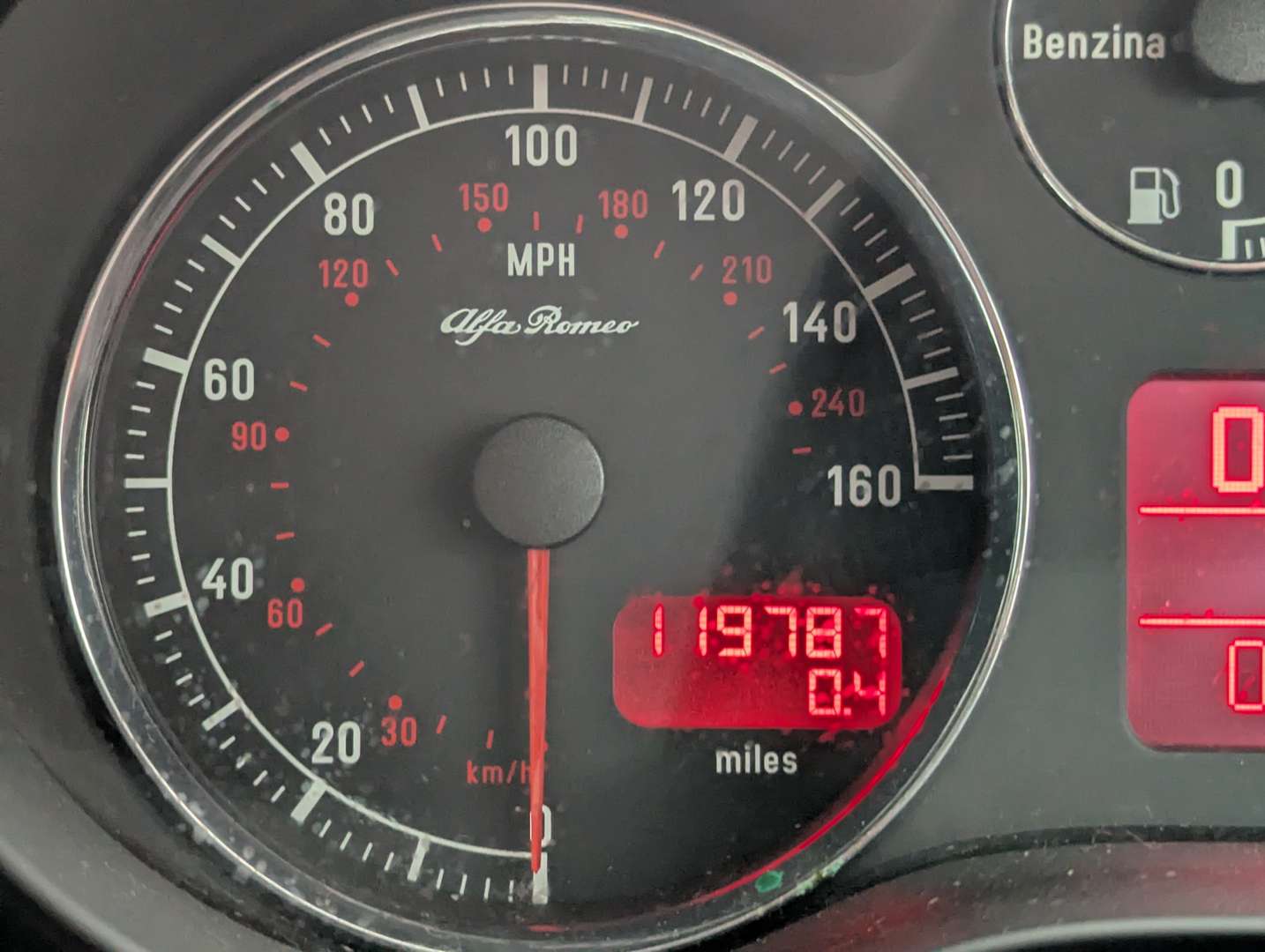 <p>2007 ALFA ROMEO 147 COLLEZIONE T-SPARK</p>