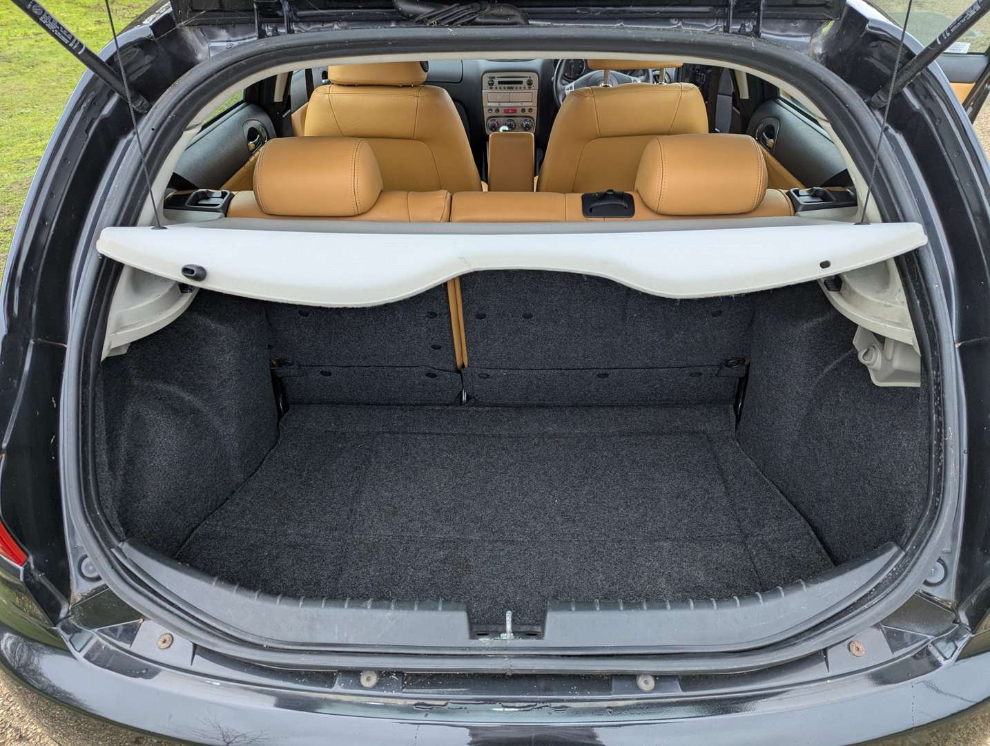 <p>2007 ALFA ROMEO 147 COLLEZIONE T-SPARK</p>