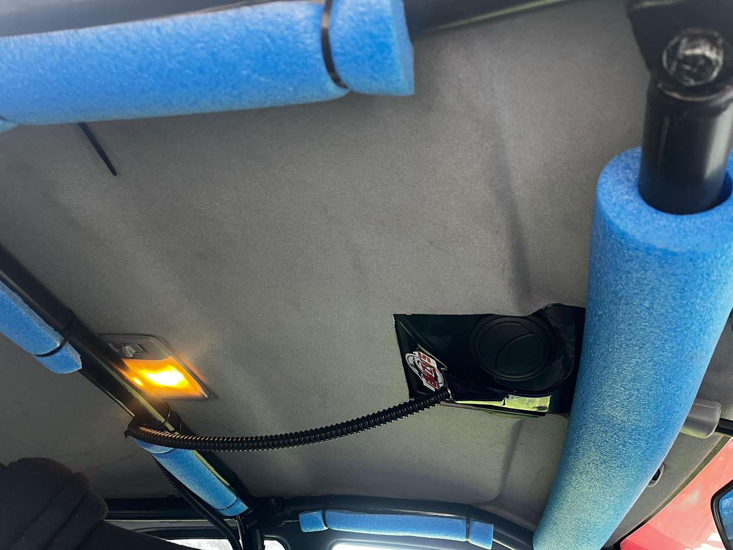 <p>1998 SUBARU IMPREZA SPORT AWD</p>