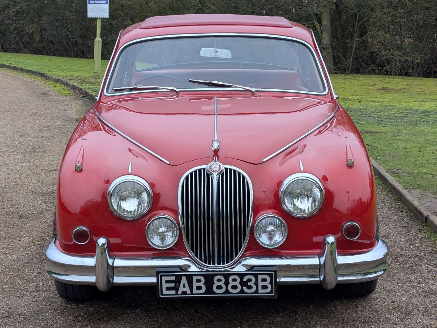 <p>1964 JAGUAR MKII 3.8</p>