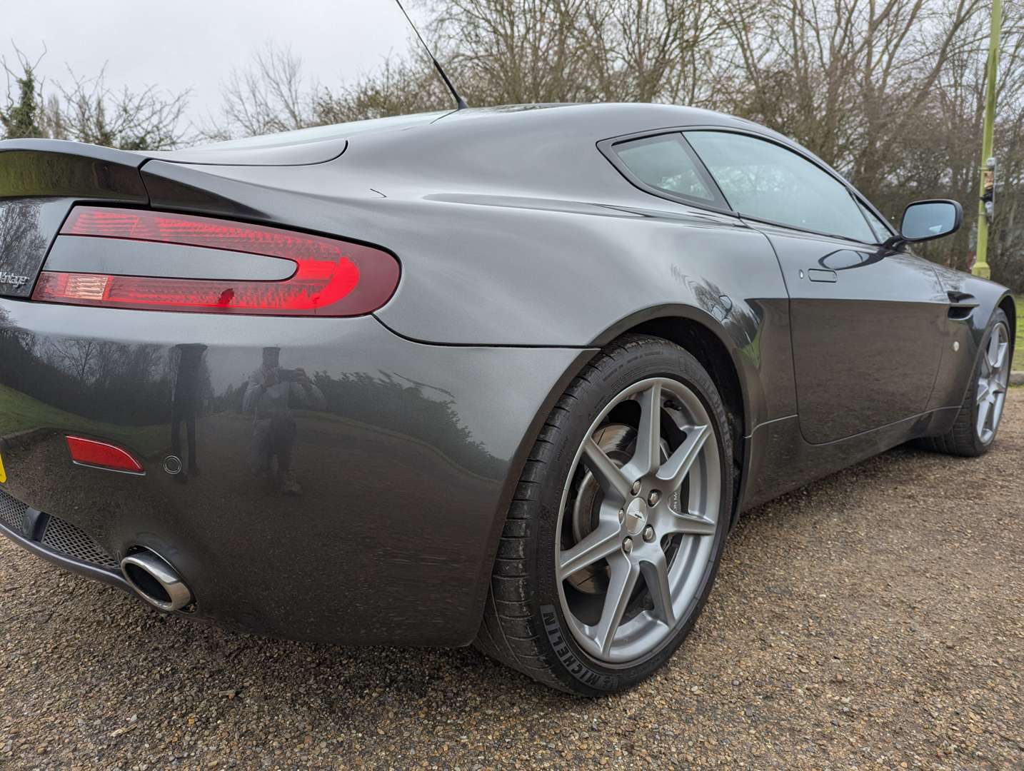 <p>2005 ASTON MARTIN VANTAGE V8</p>