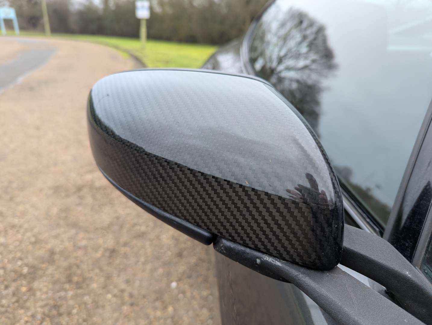 <p>2005 ASTON MARTIN VANTAGE V8</p>